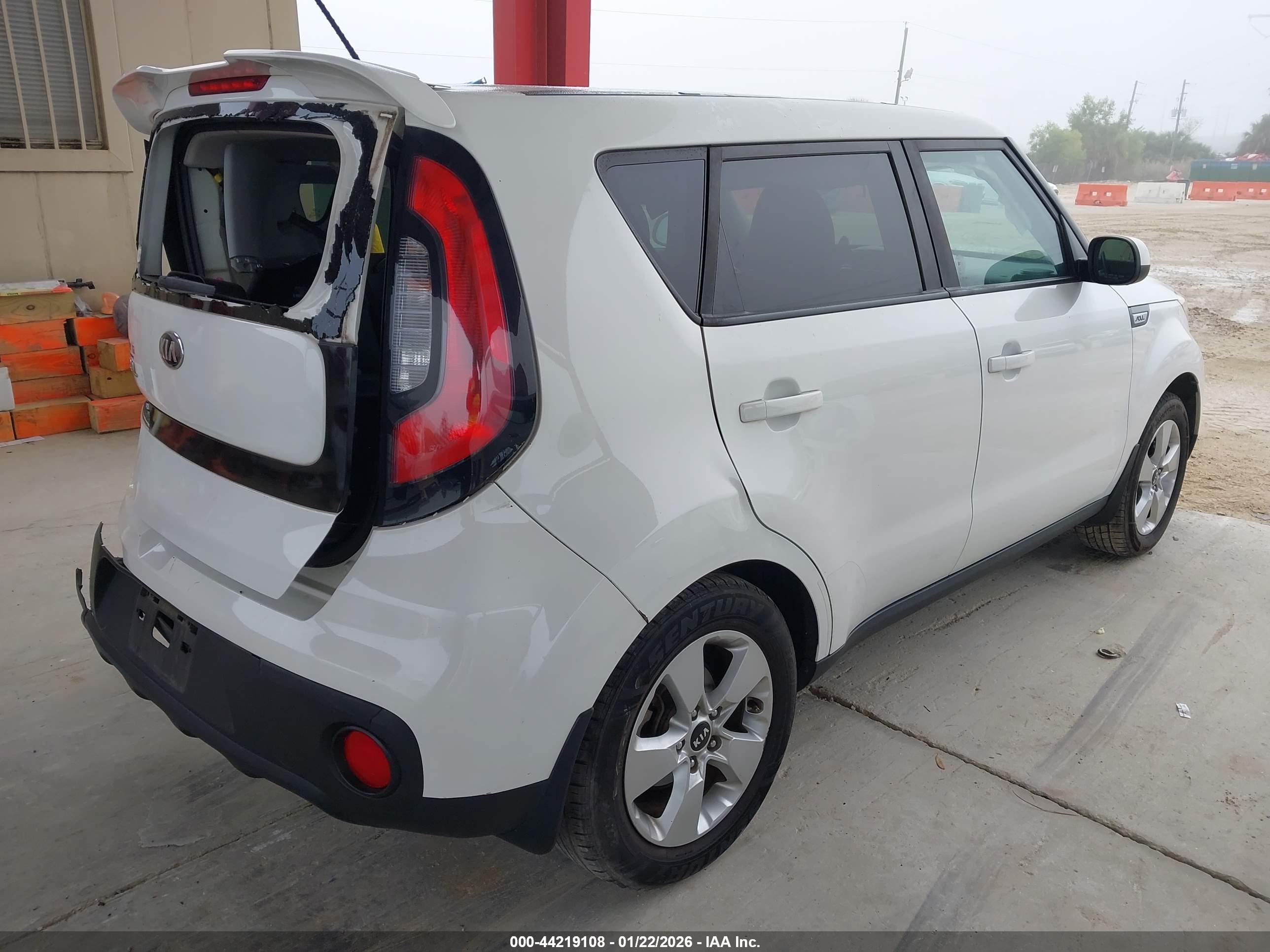 KIA SOUL image 4