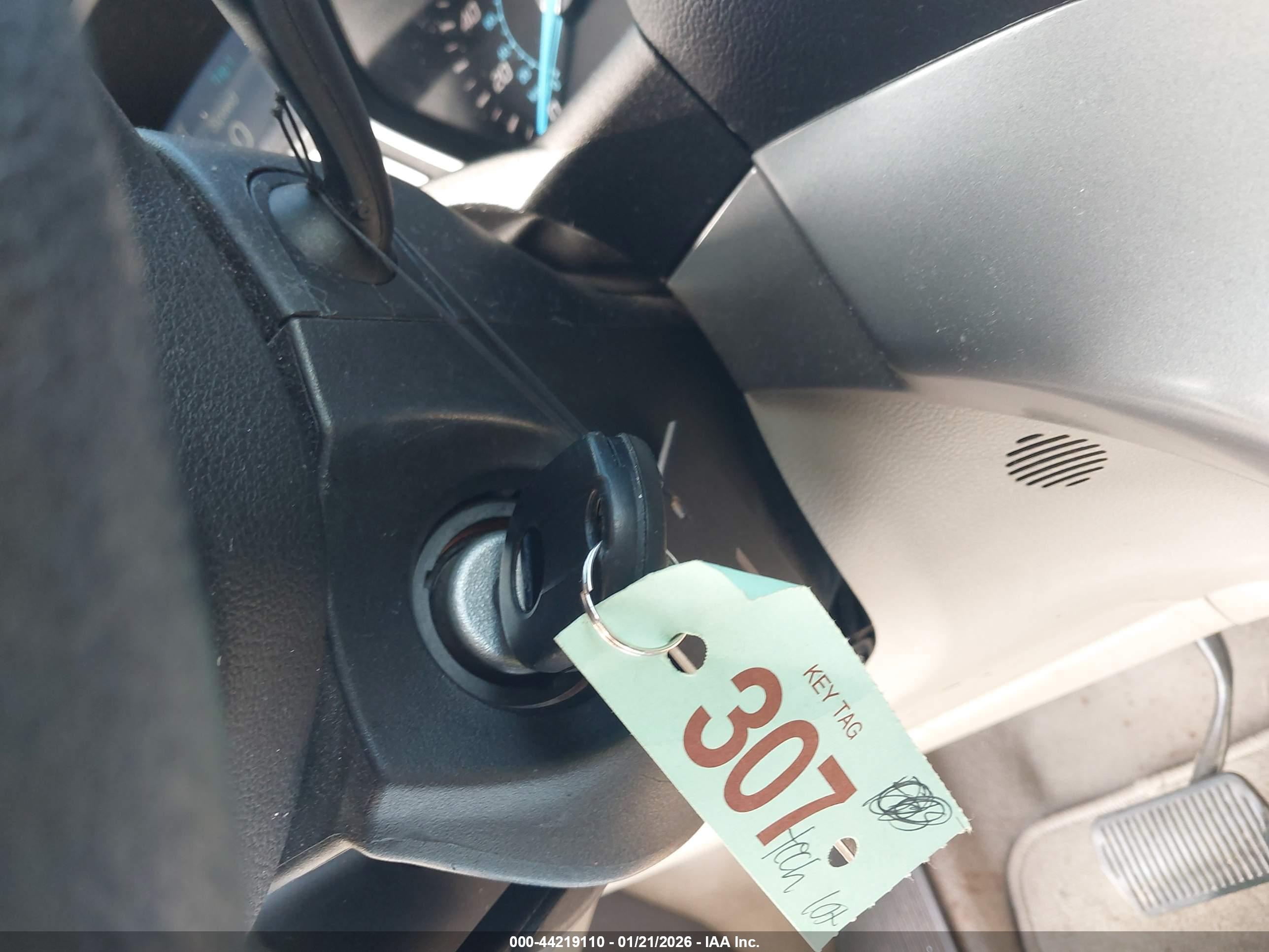 FORD ESCAPE image 11