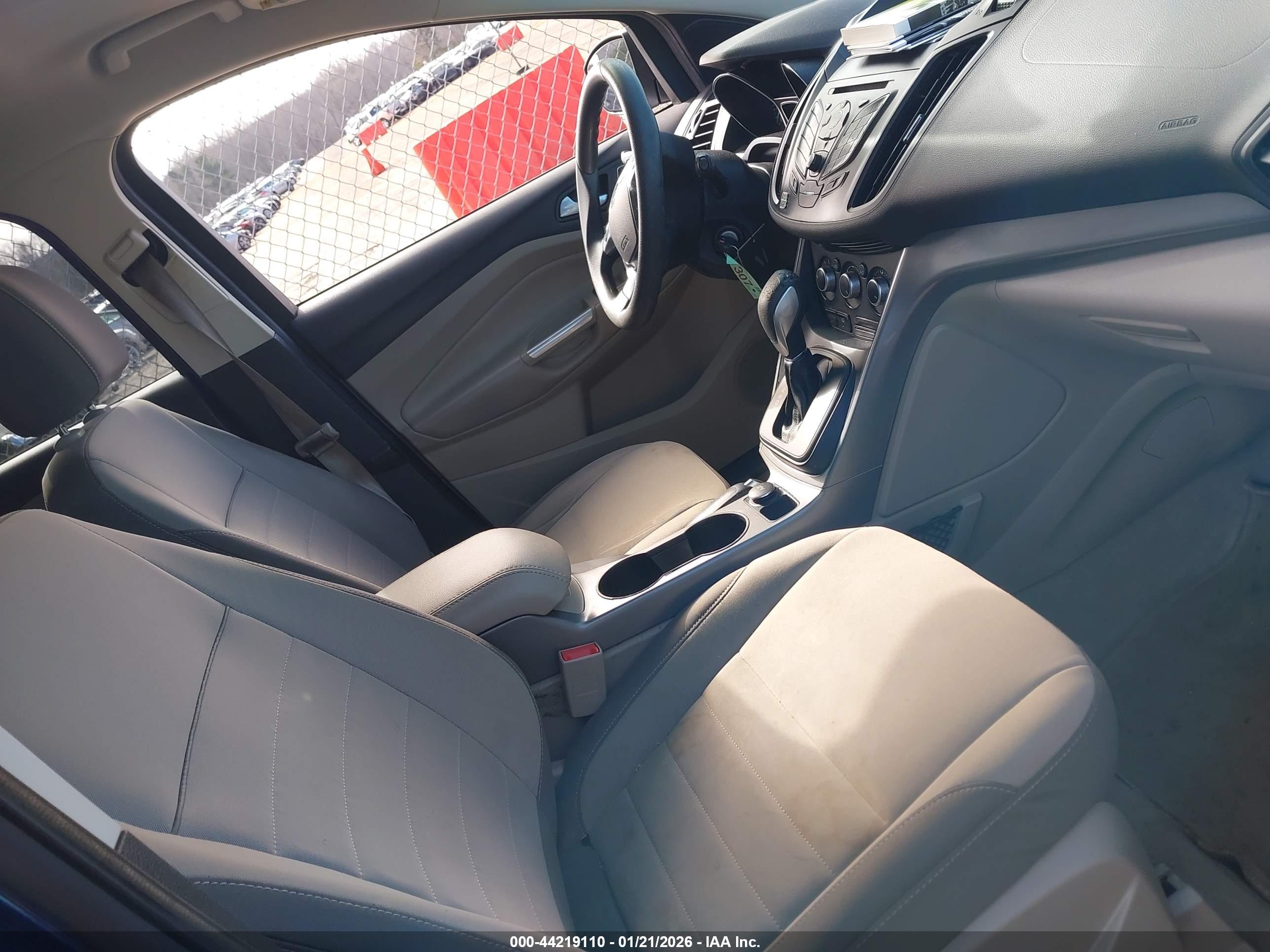 FORD ESCAPE image 5