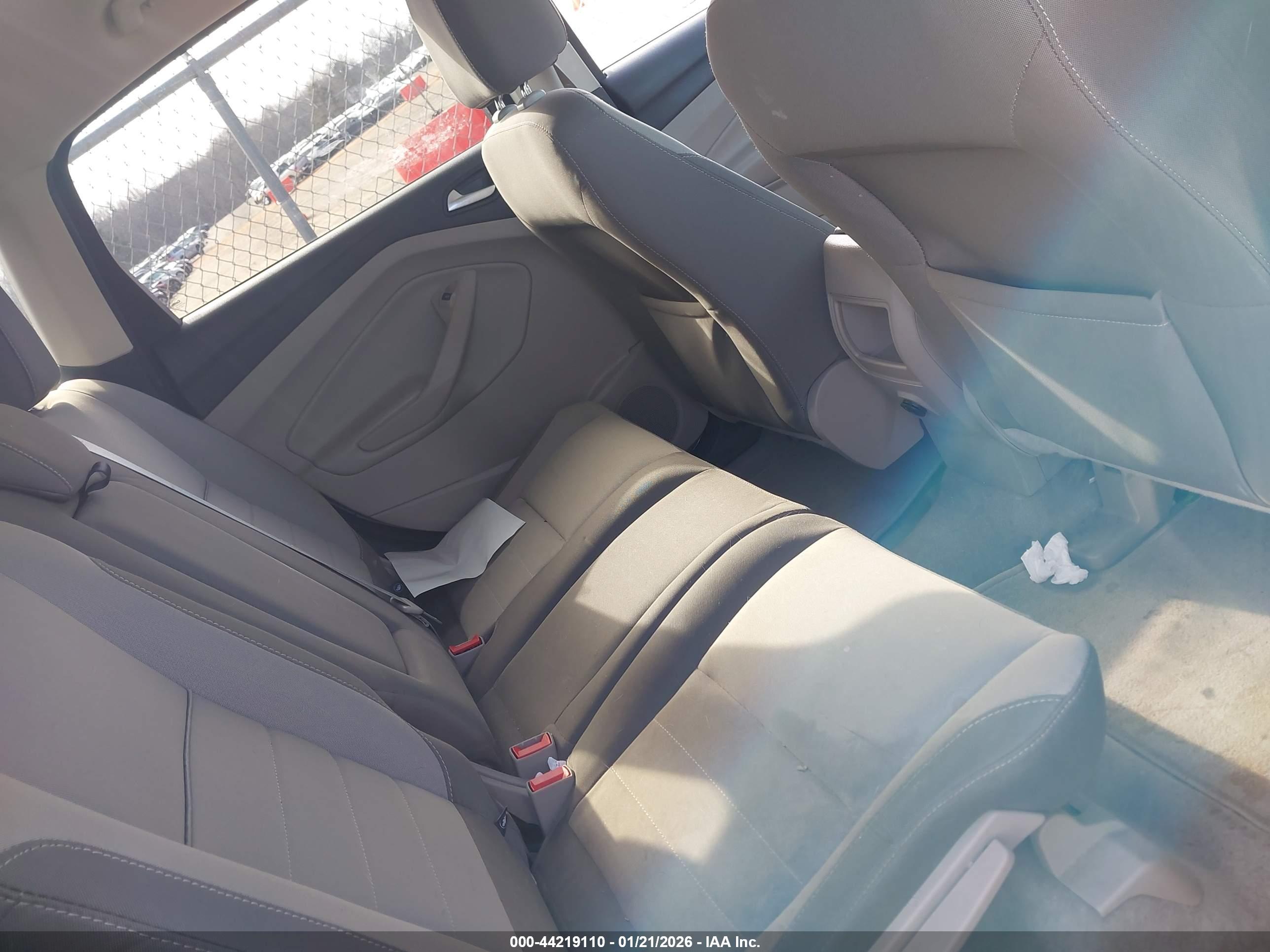 FORD ESCAPE image 8