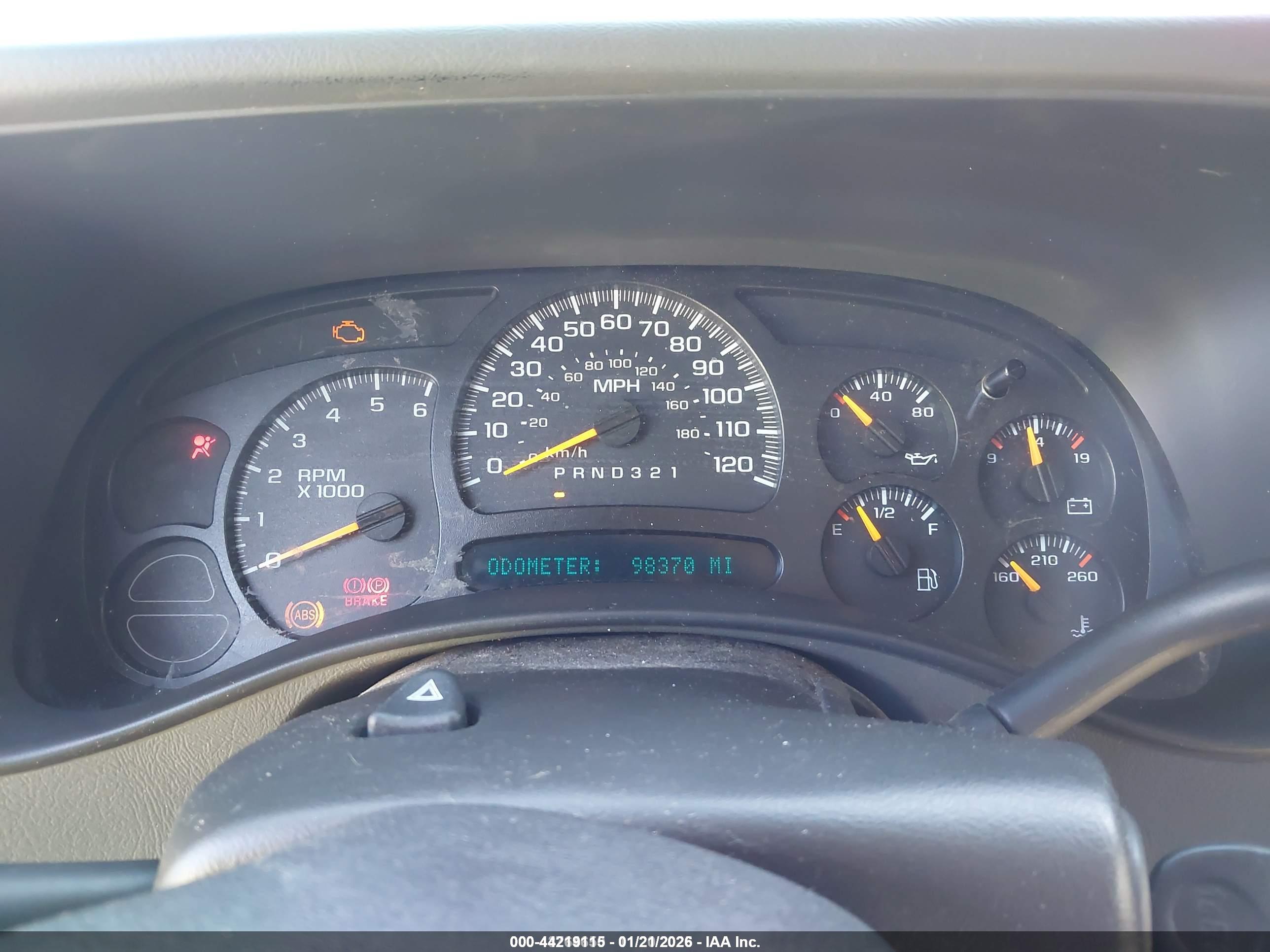 CHEVROLET SILVERADO image 7