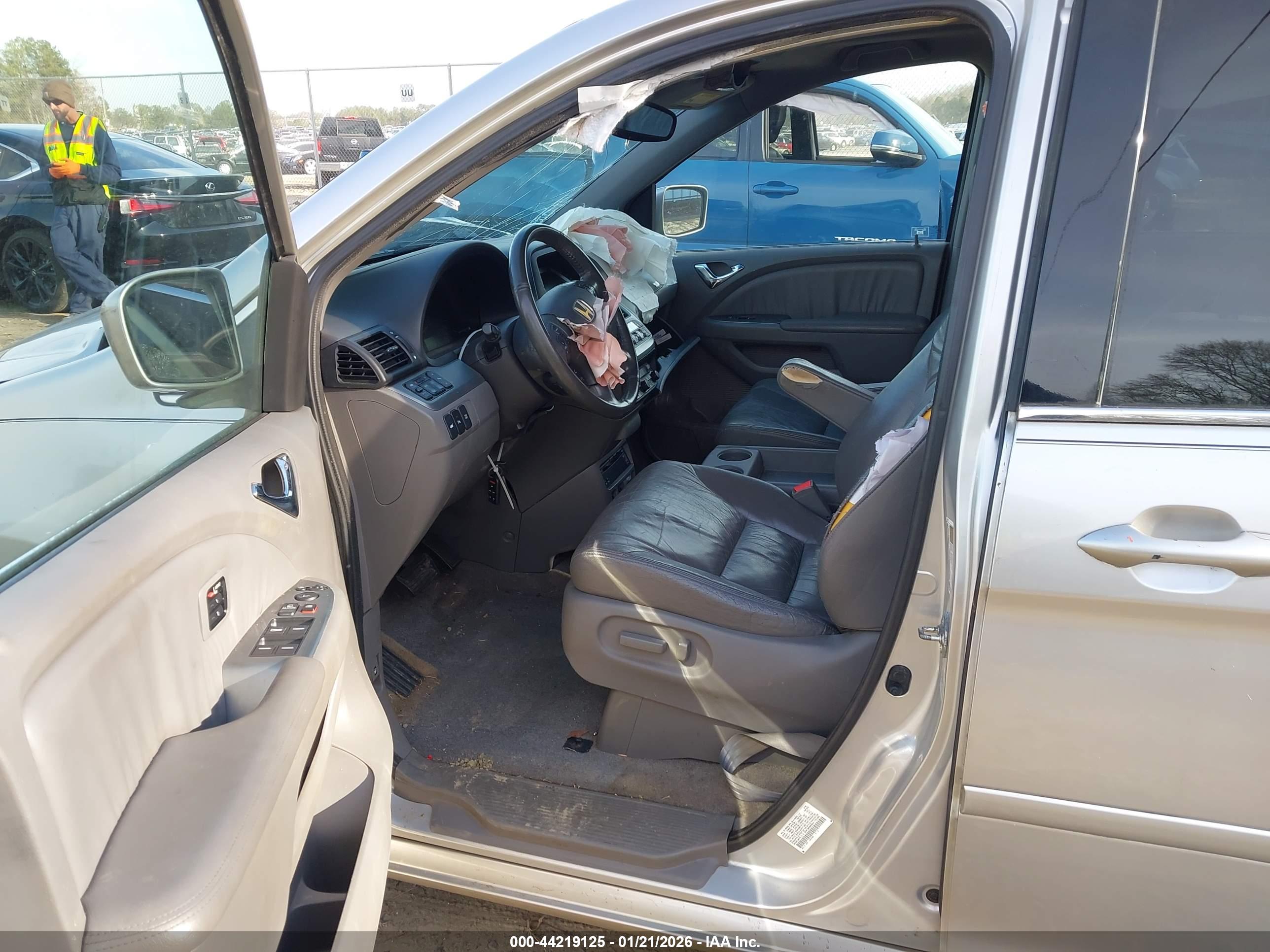 HONDA ODYSSEY image 5