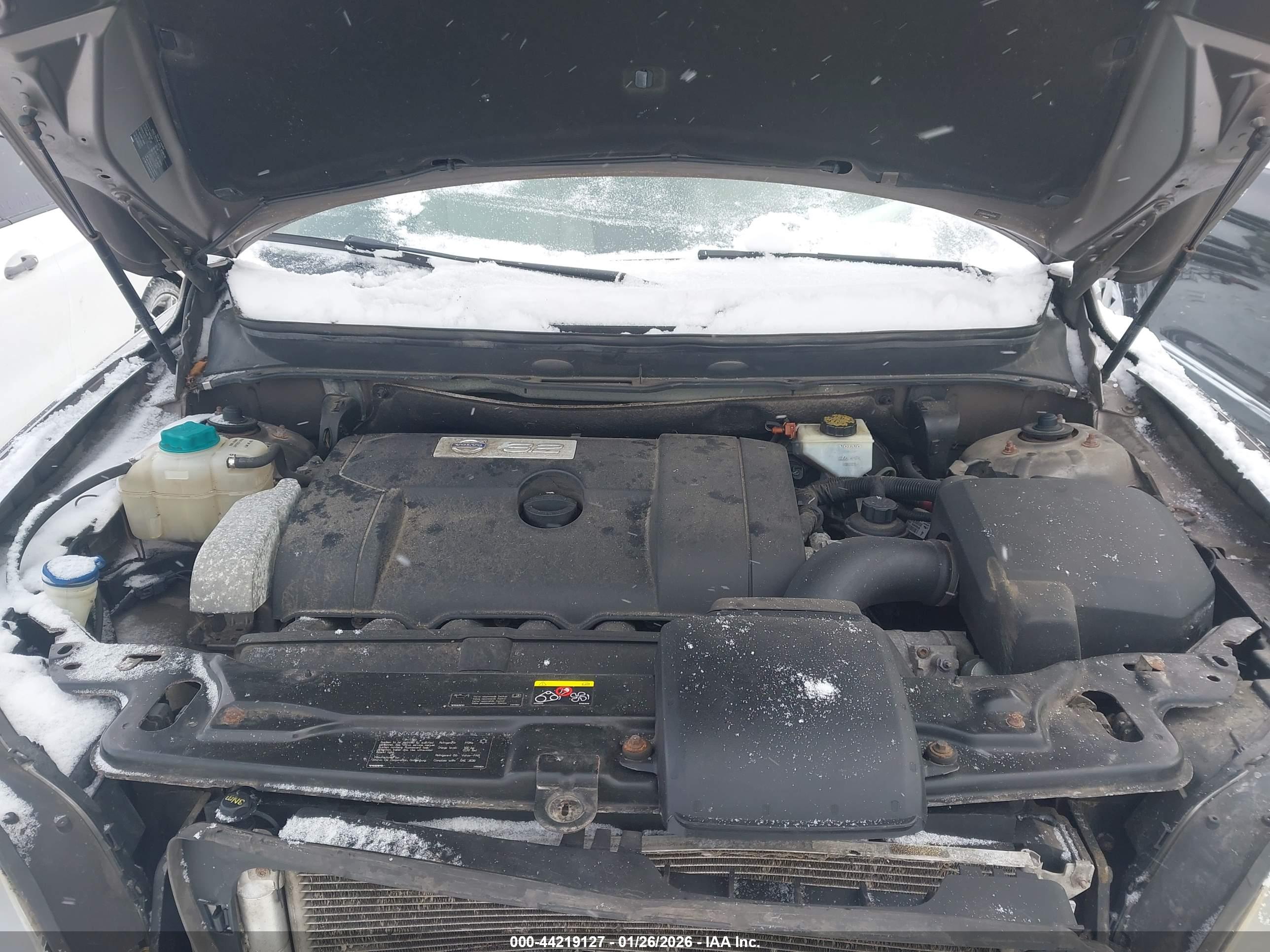 VOLVO XC90 image 10