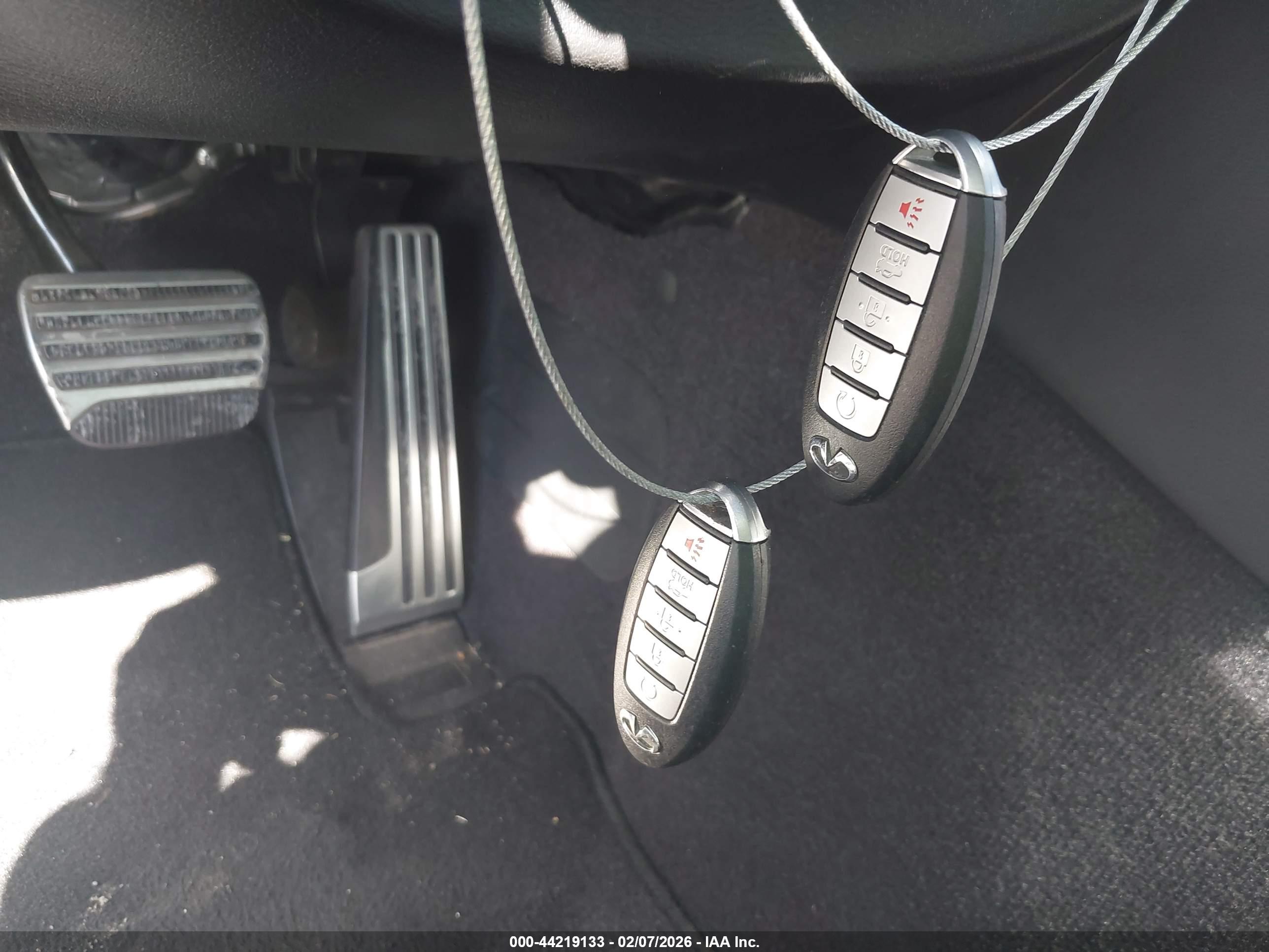 INFINITI Q50 image 11