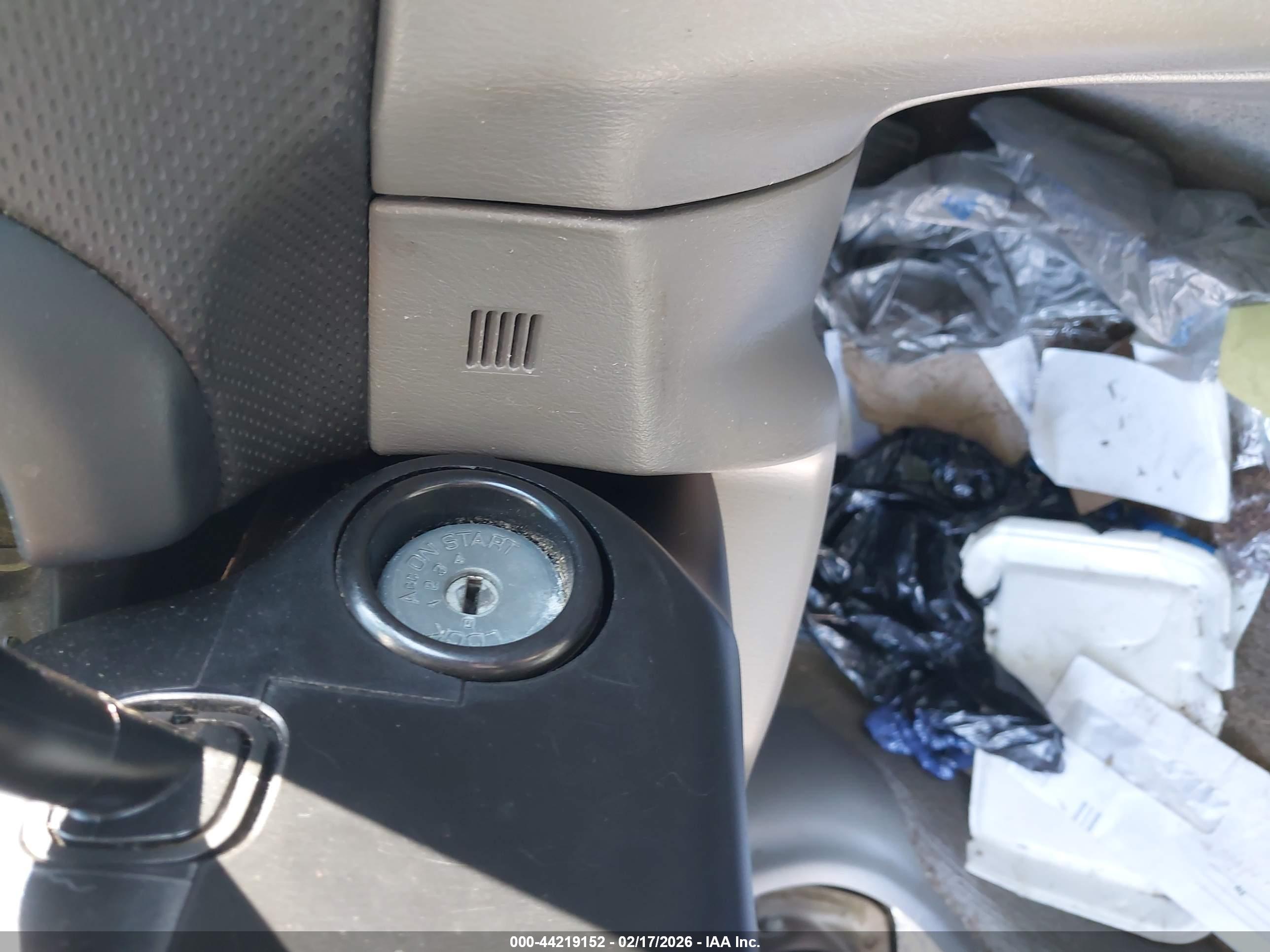 SUBARU FORESTER image 11