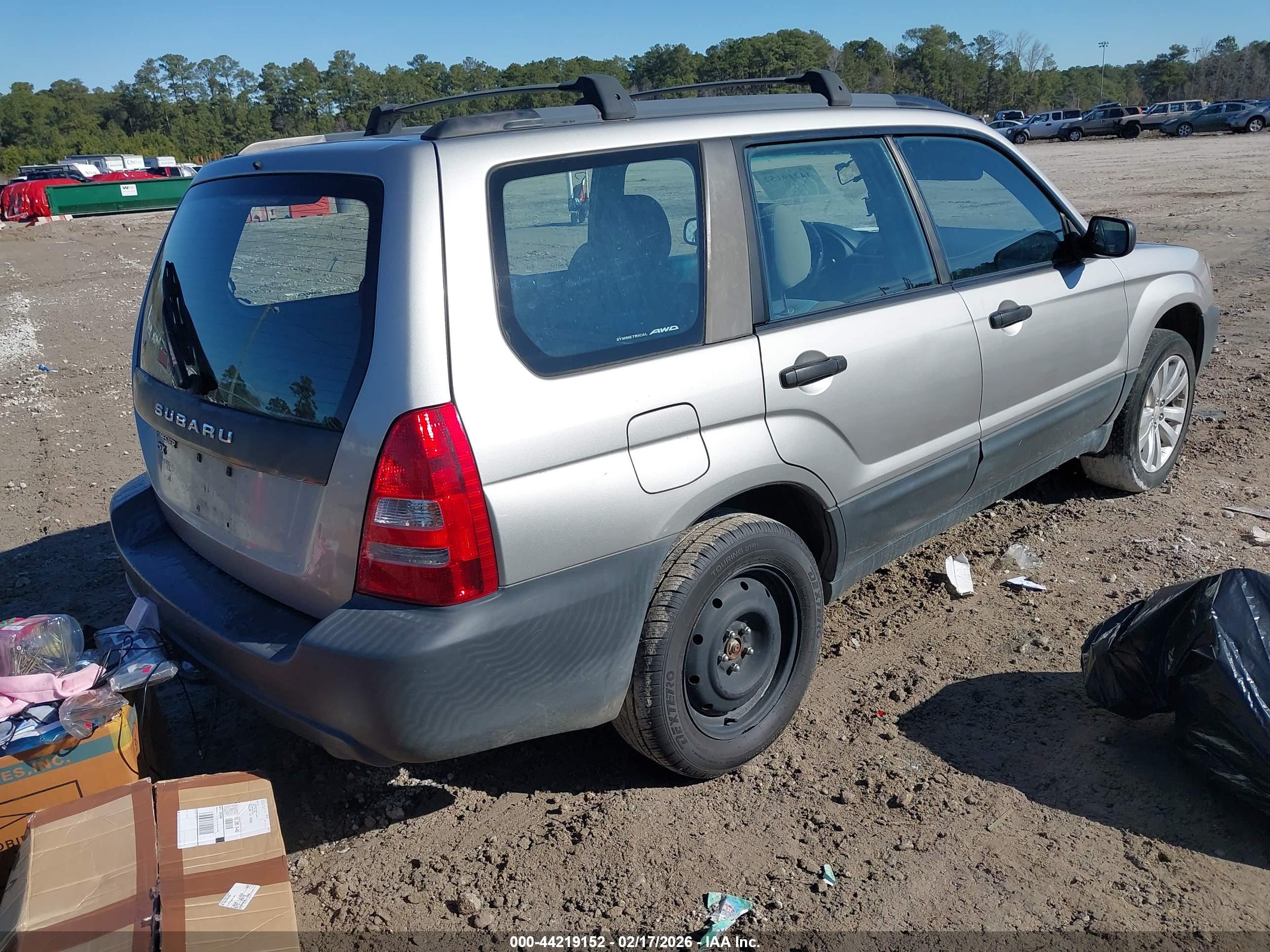 SUBARU FORESTER image 4
