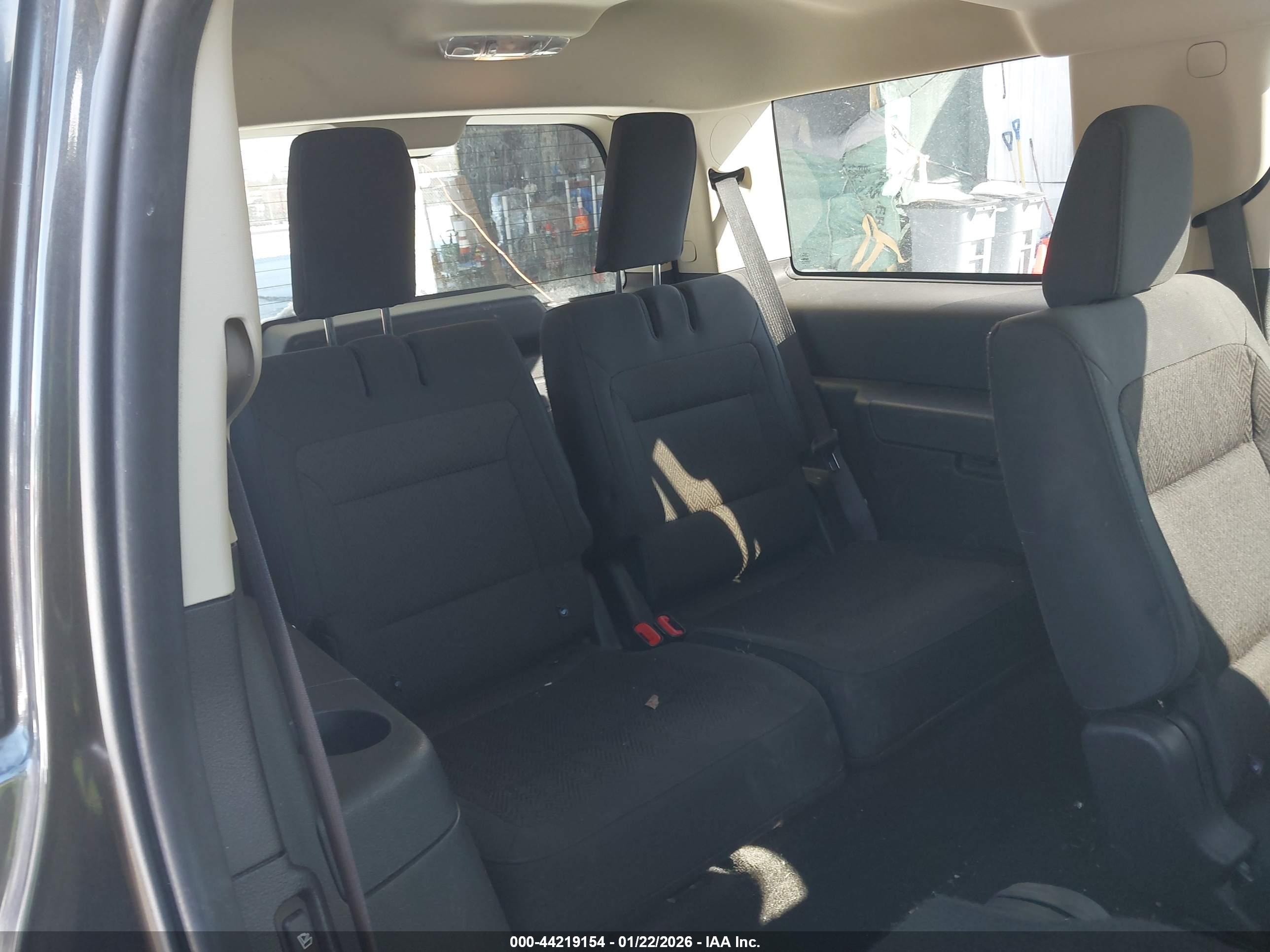 FORD FLEX image 8