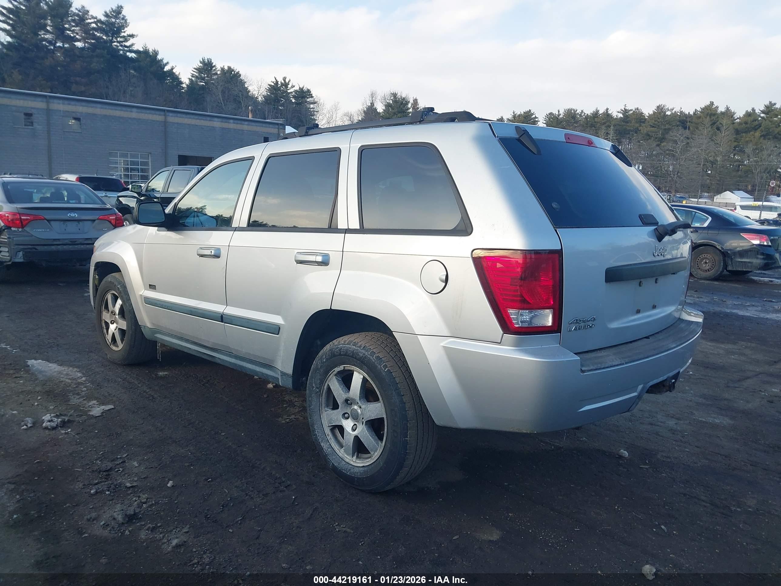 JEEP GRAND image 3