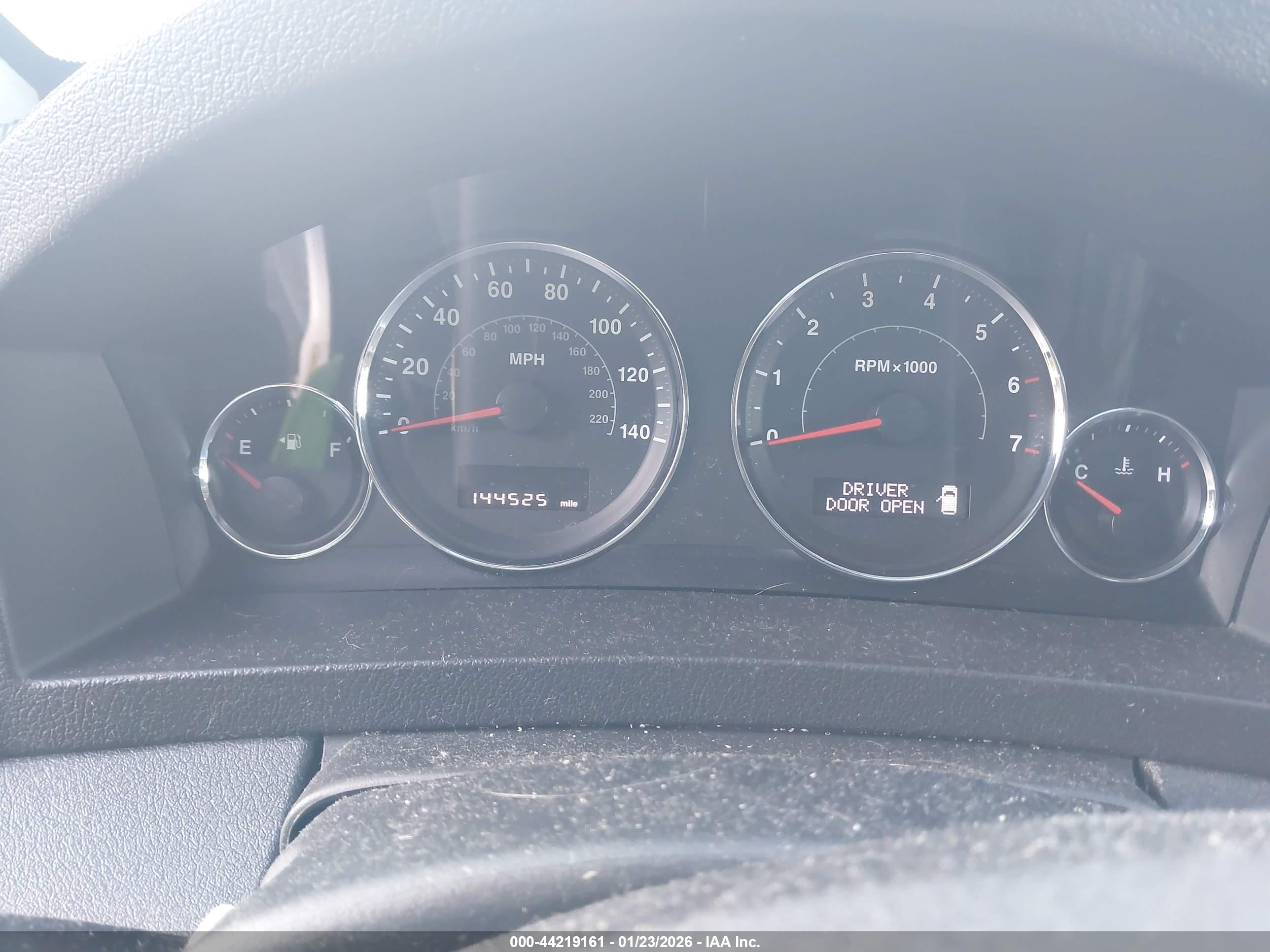 JEEP GRAND image 7