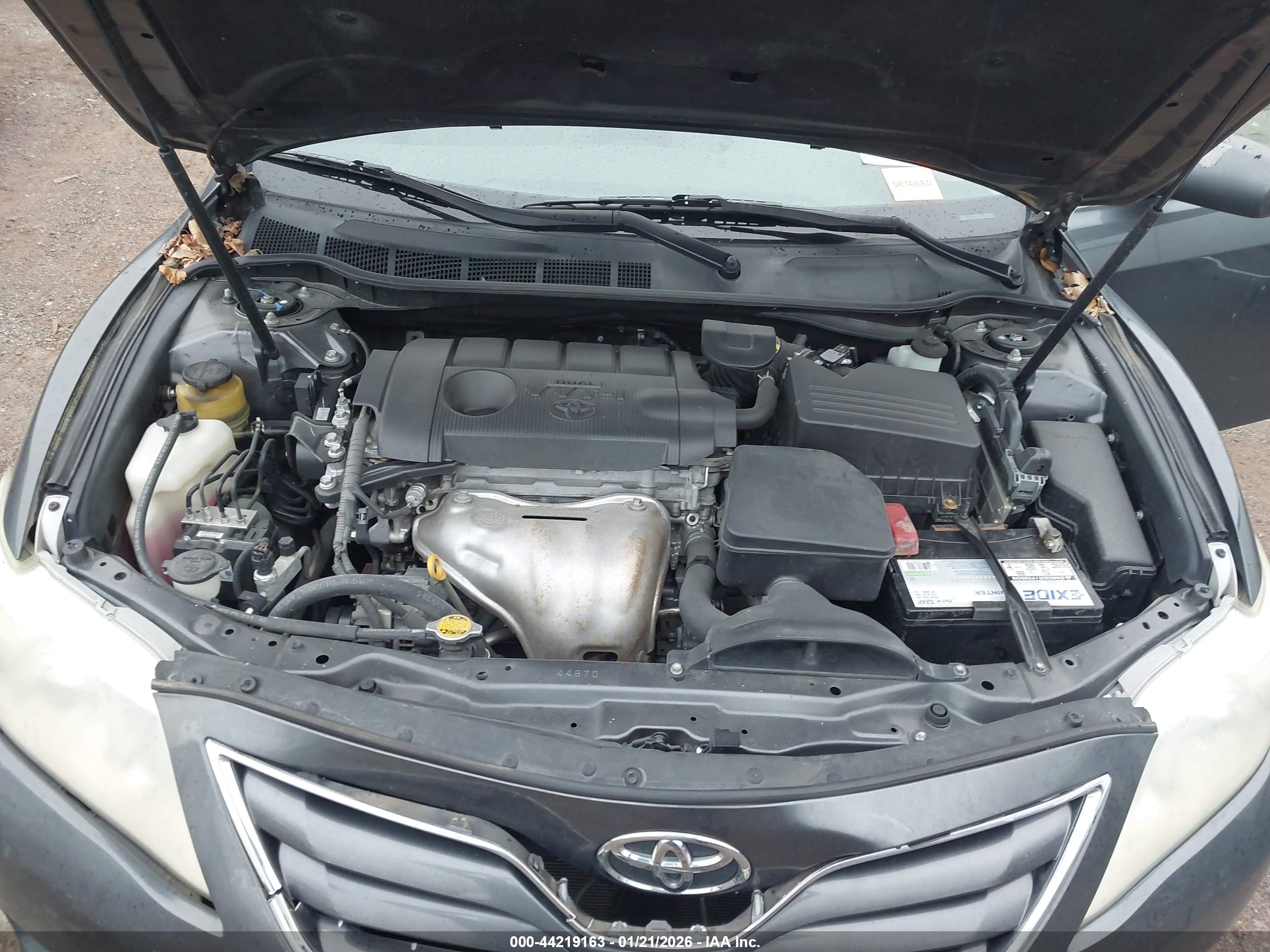 TOYOTA CAMRY image 10