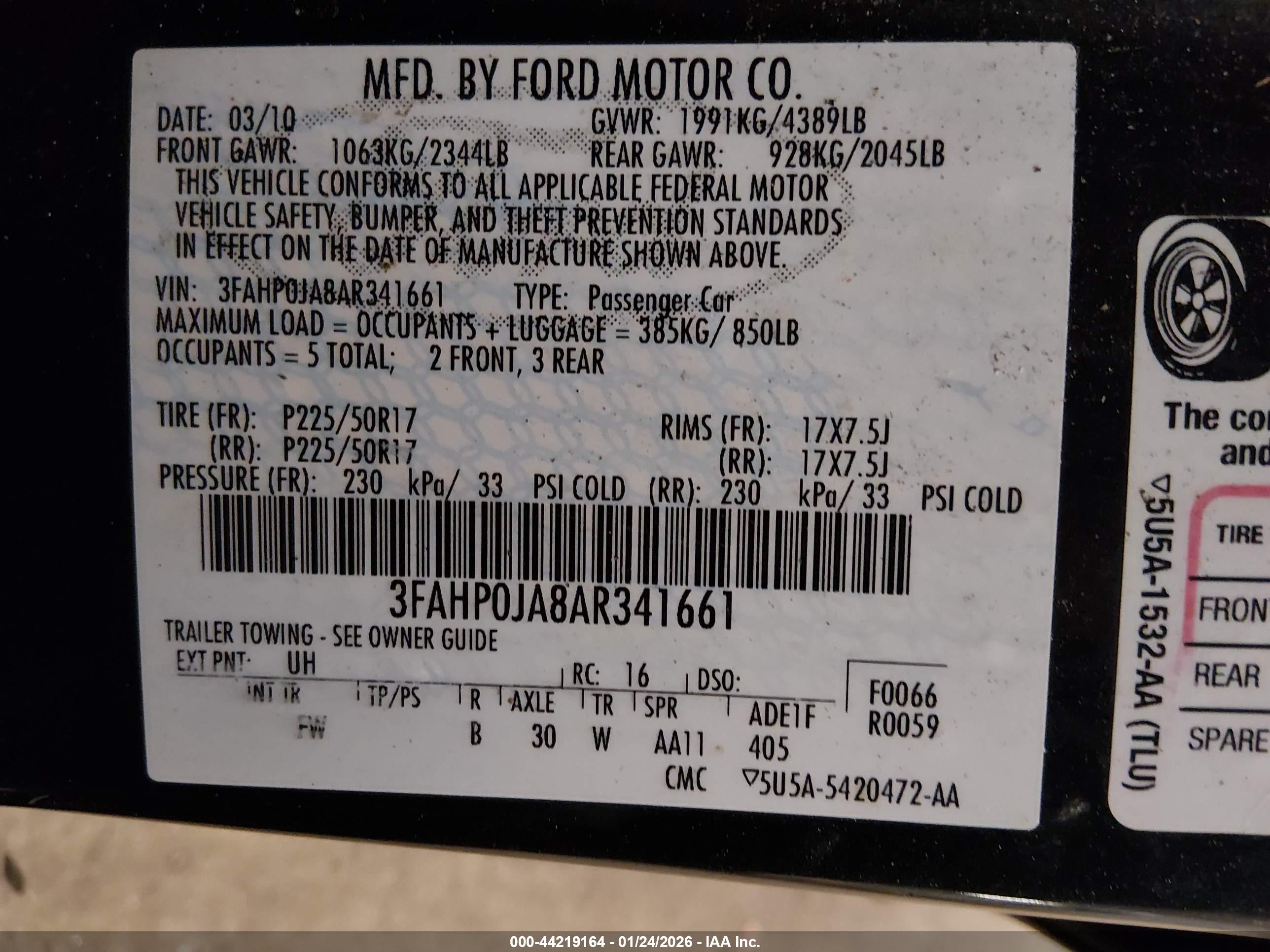 FORD FUSION image 9