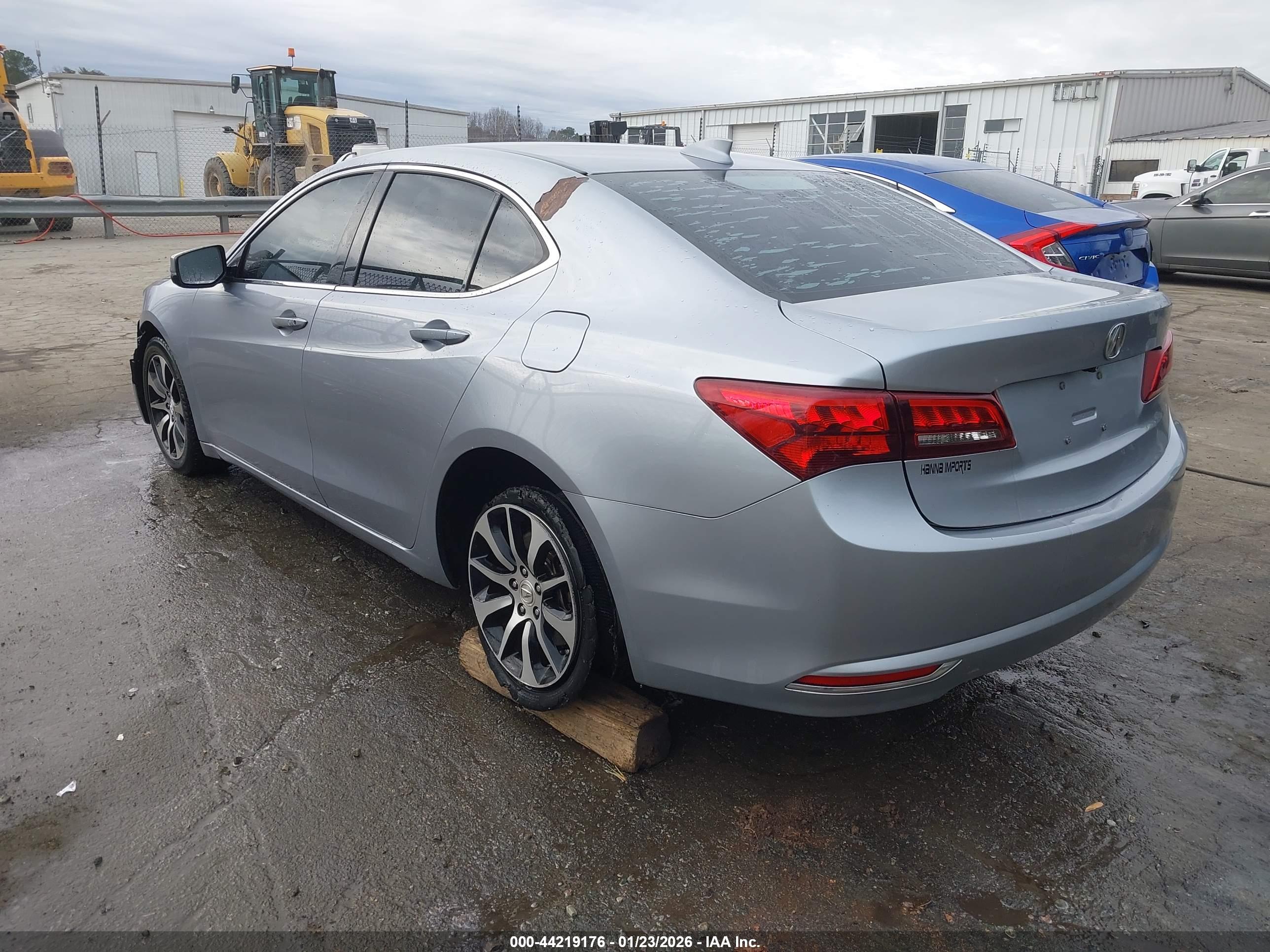 ACURA TLX image 3