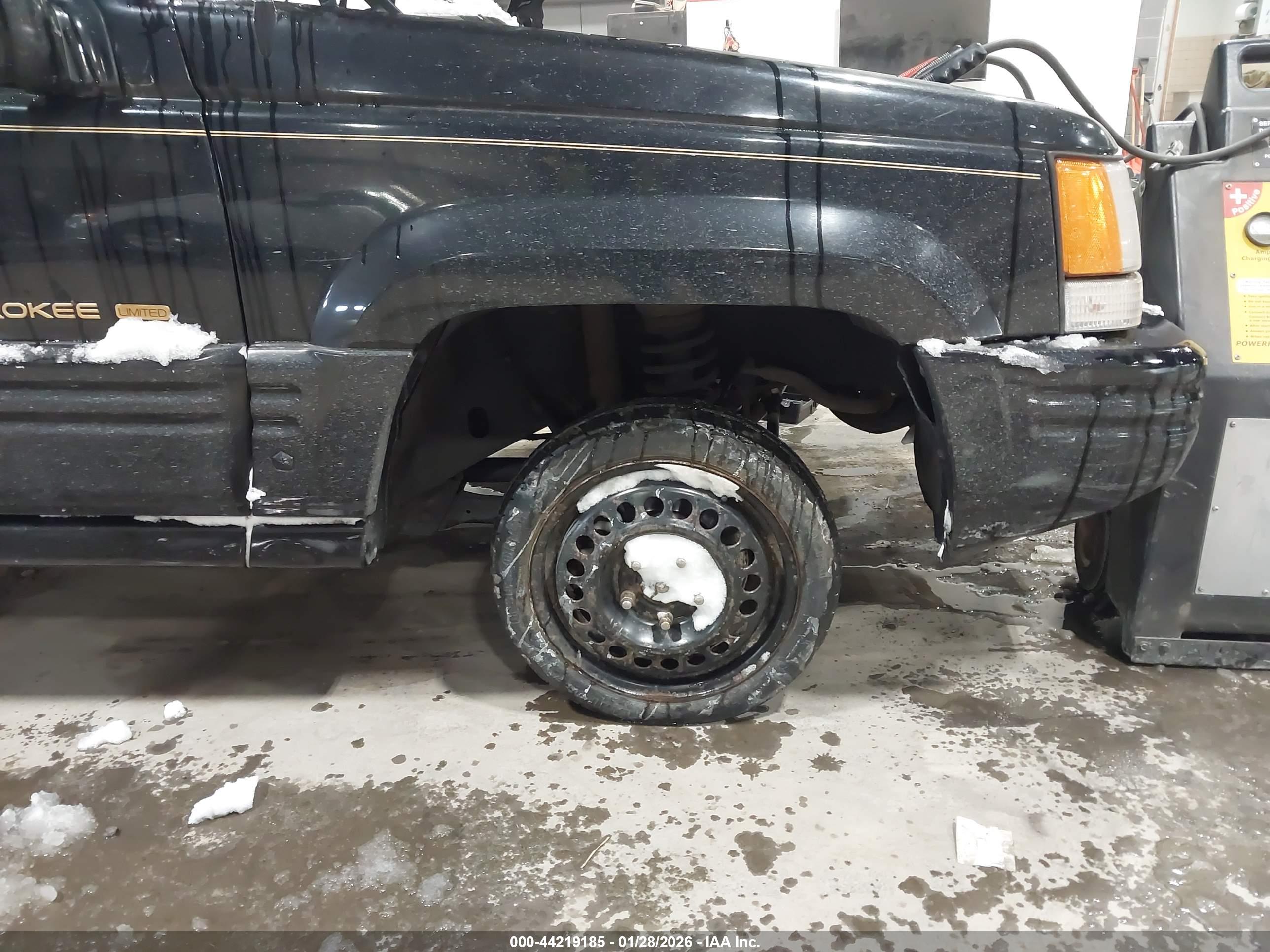 JEEP GRAND image 6