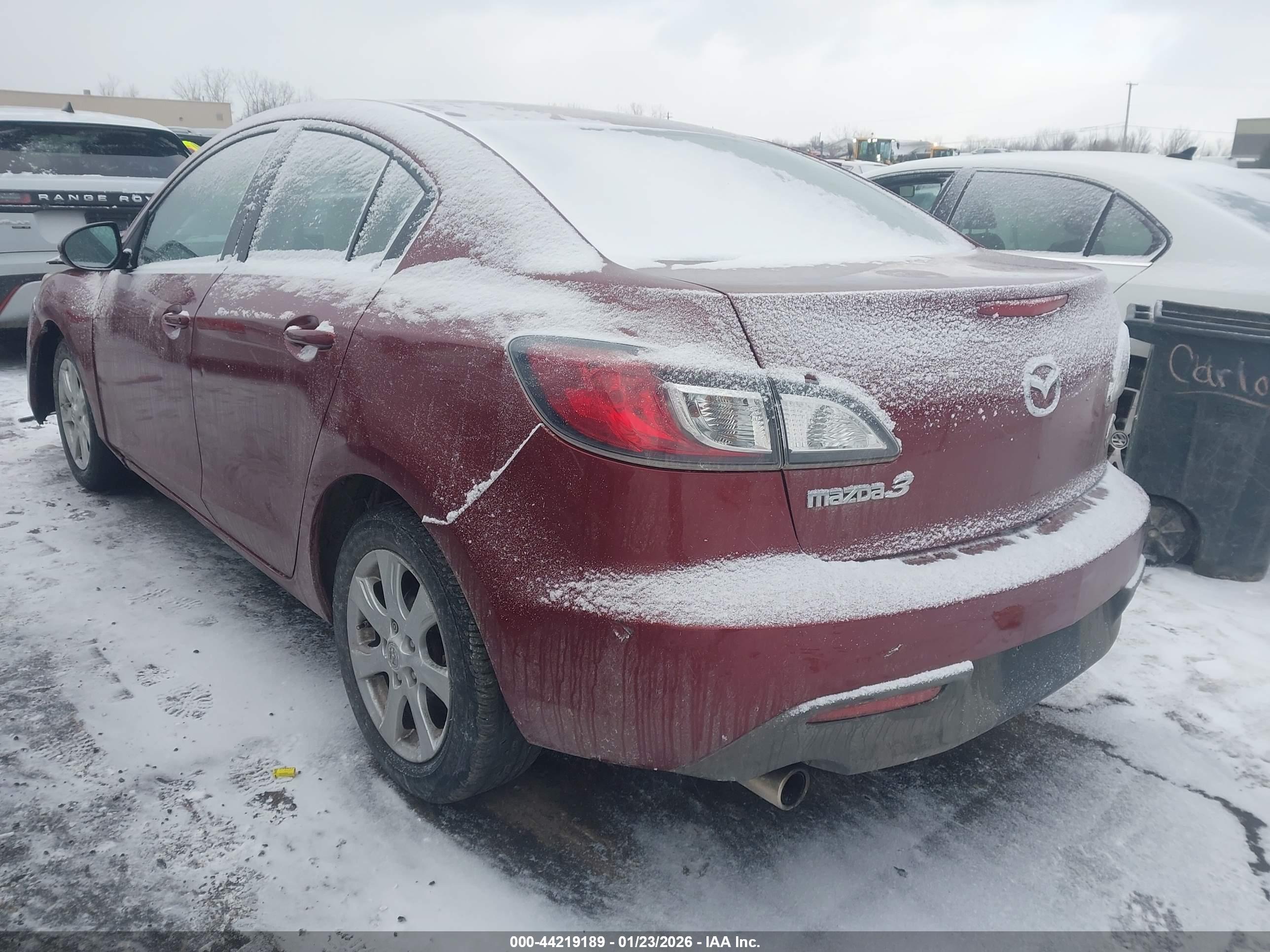 MAZDA MAZDA3 image 3