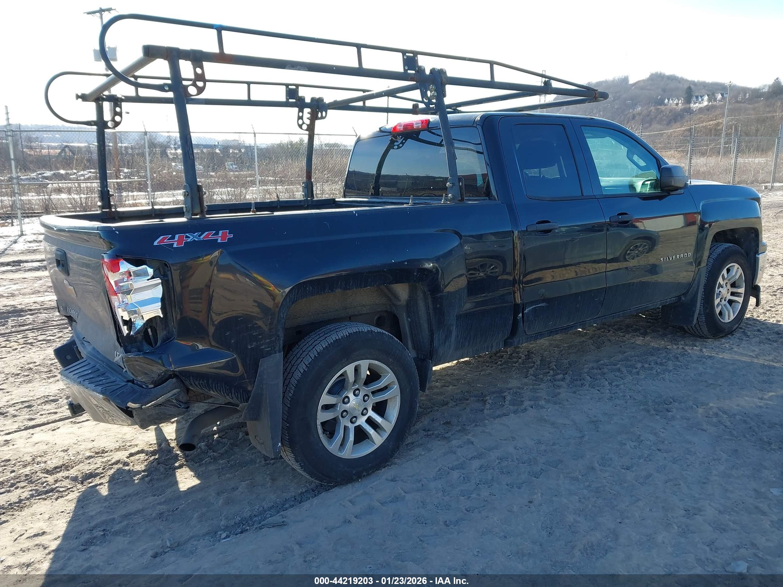 CHEVROLET SILVERADO image 4