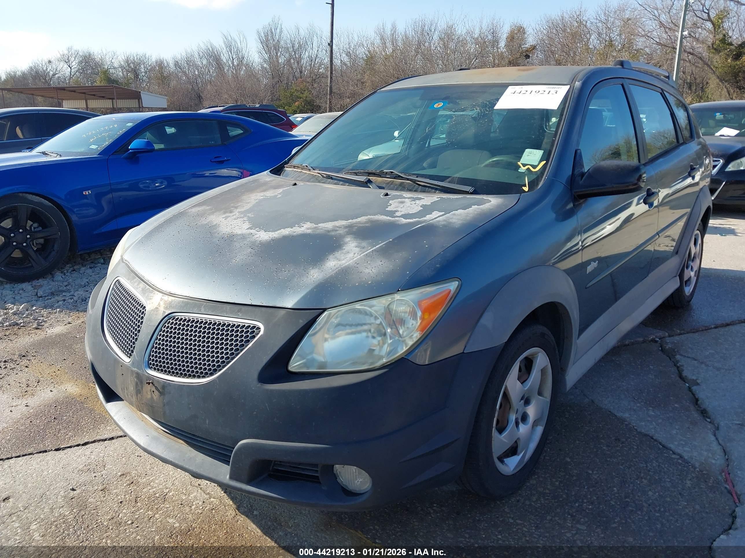 PONTIAC VIBE image 2
