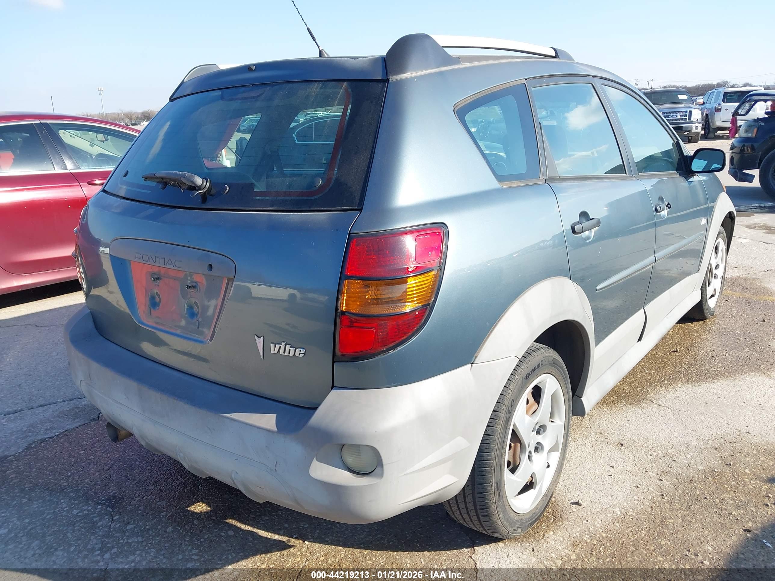 PONTIAC VIBE image 4