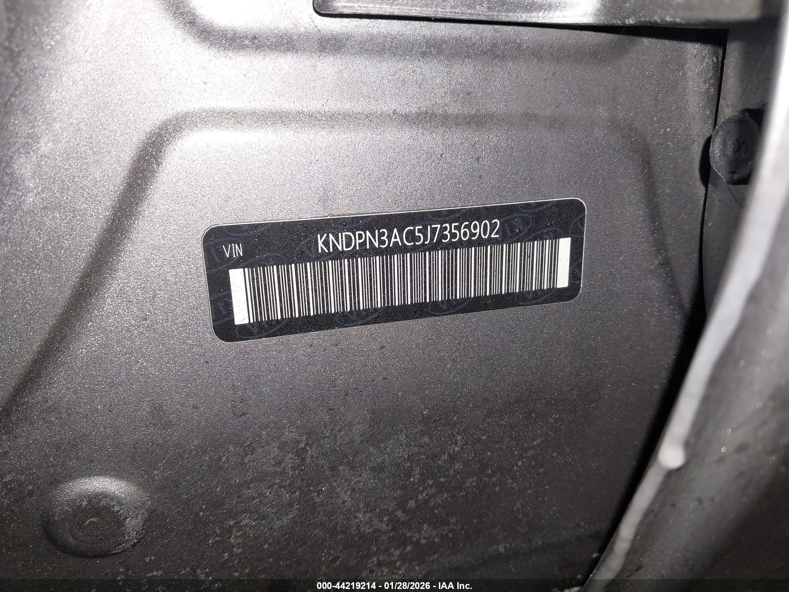 KIA SPORTAGE image 9