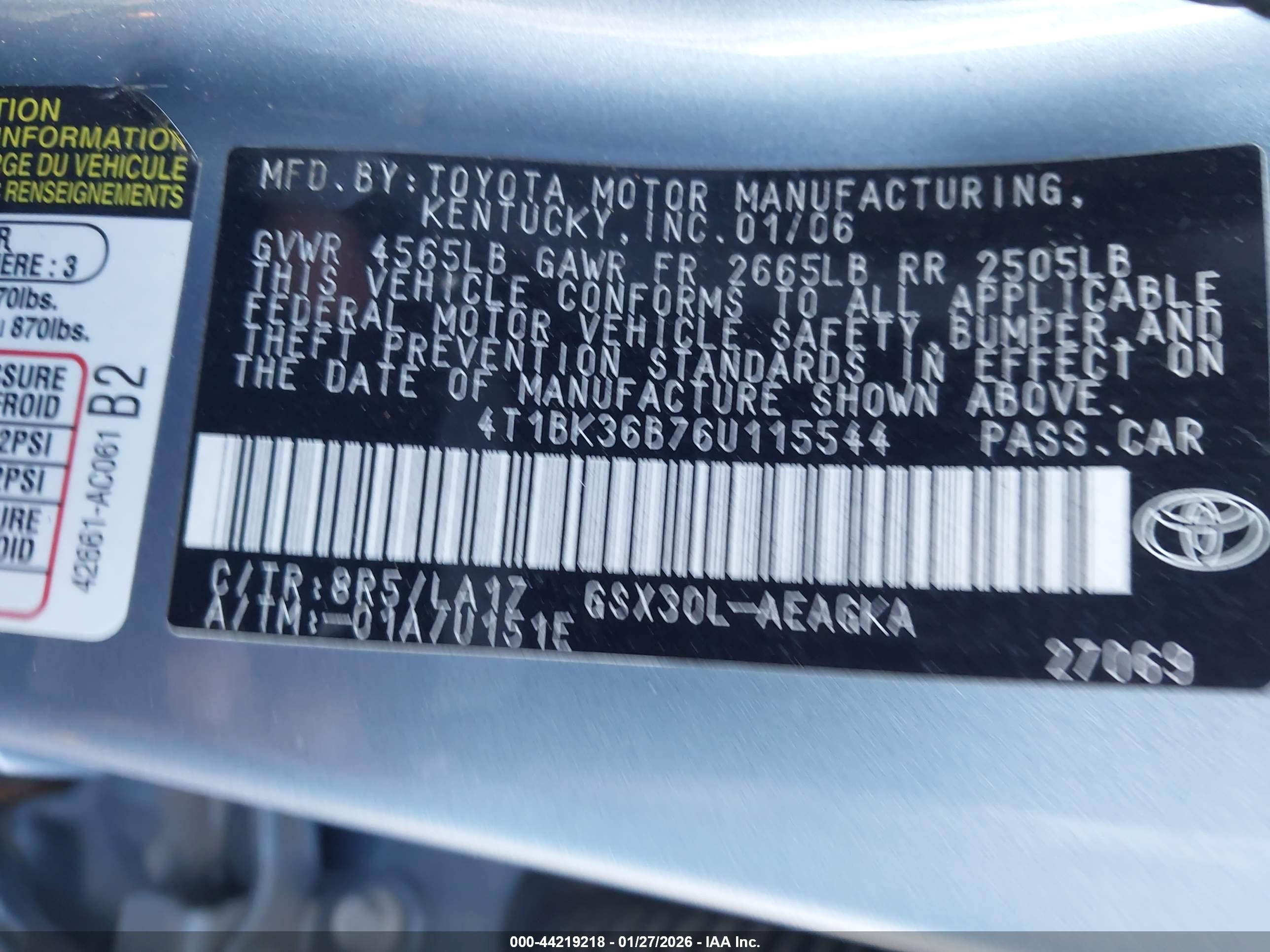 TOYOTA AVALON image 9
