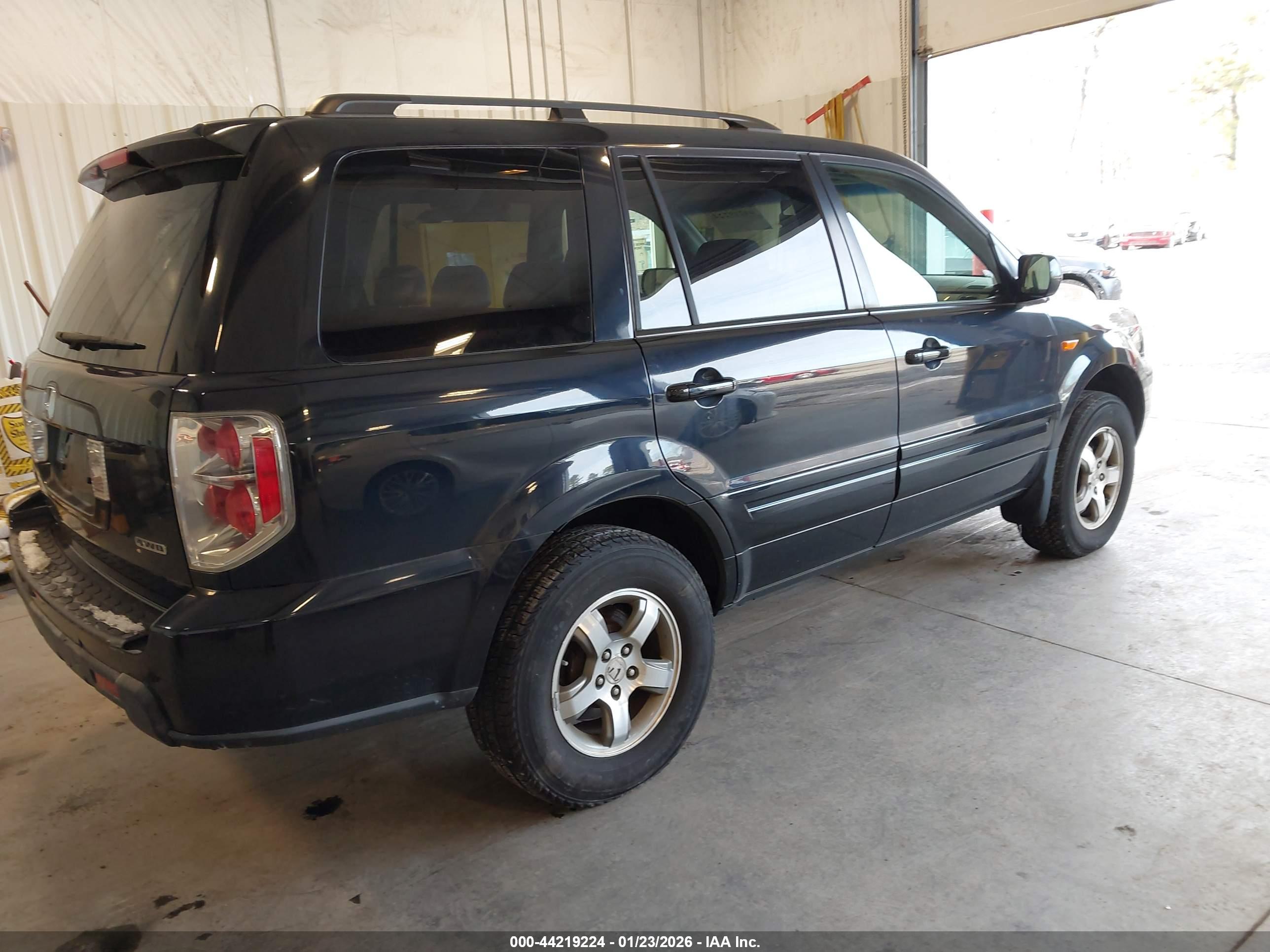 HONDA PILOT image 4