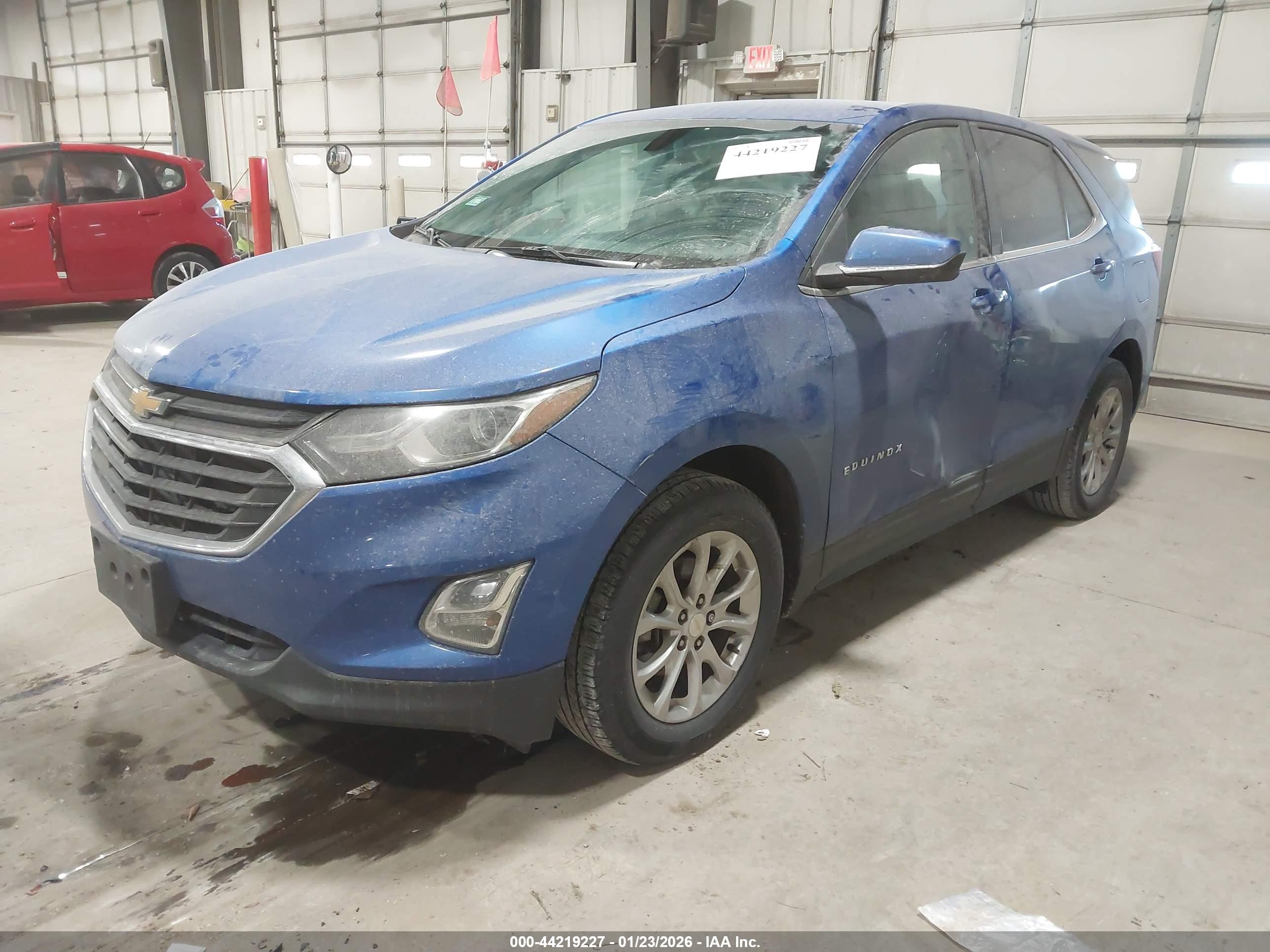 CHEVROLET EQUINOX image 2