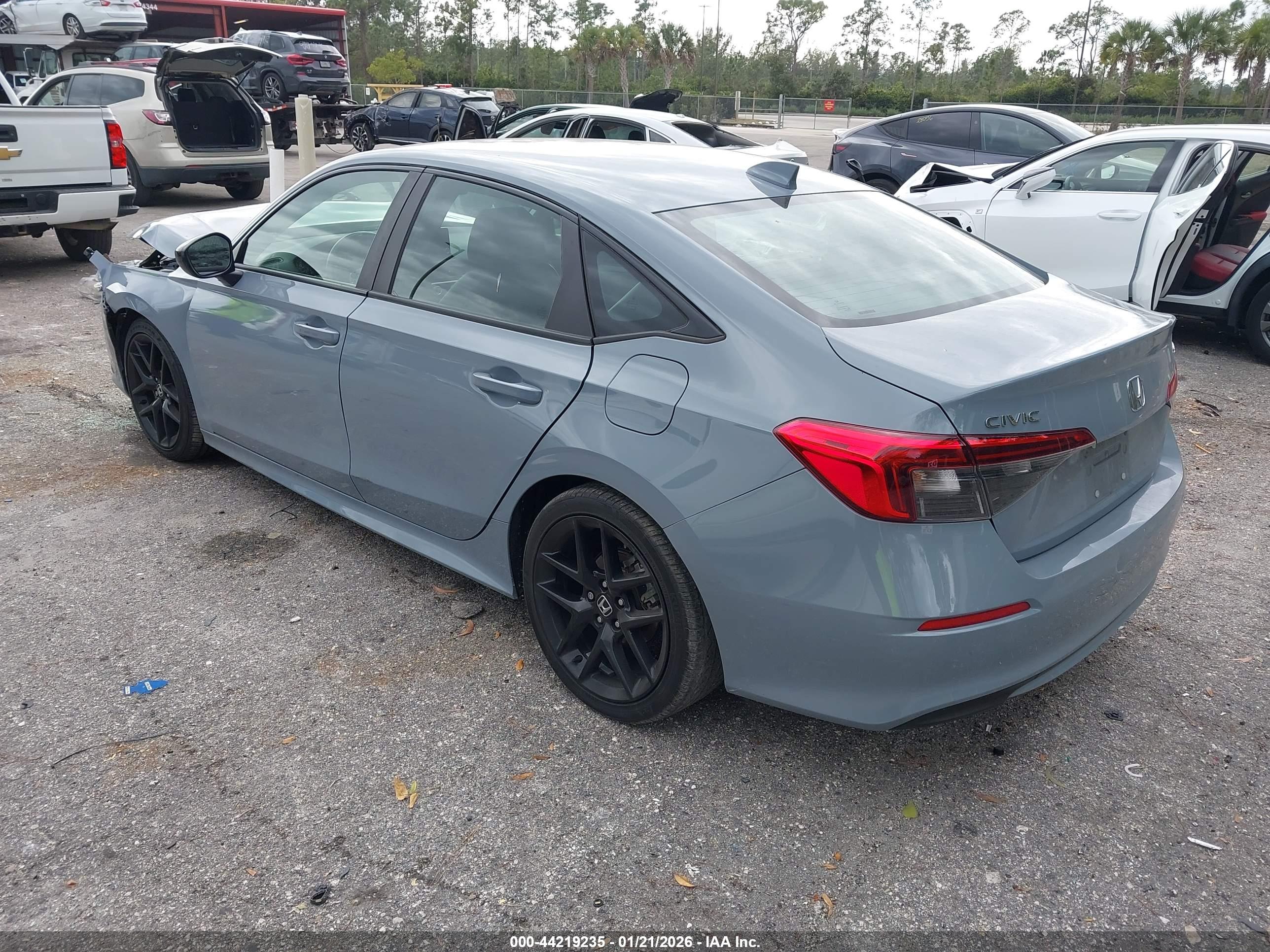 HONDA CIVIC image 3