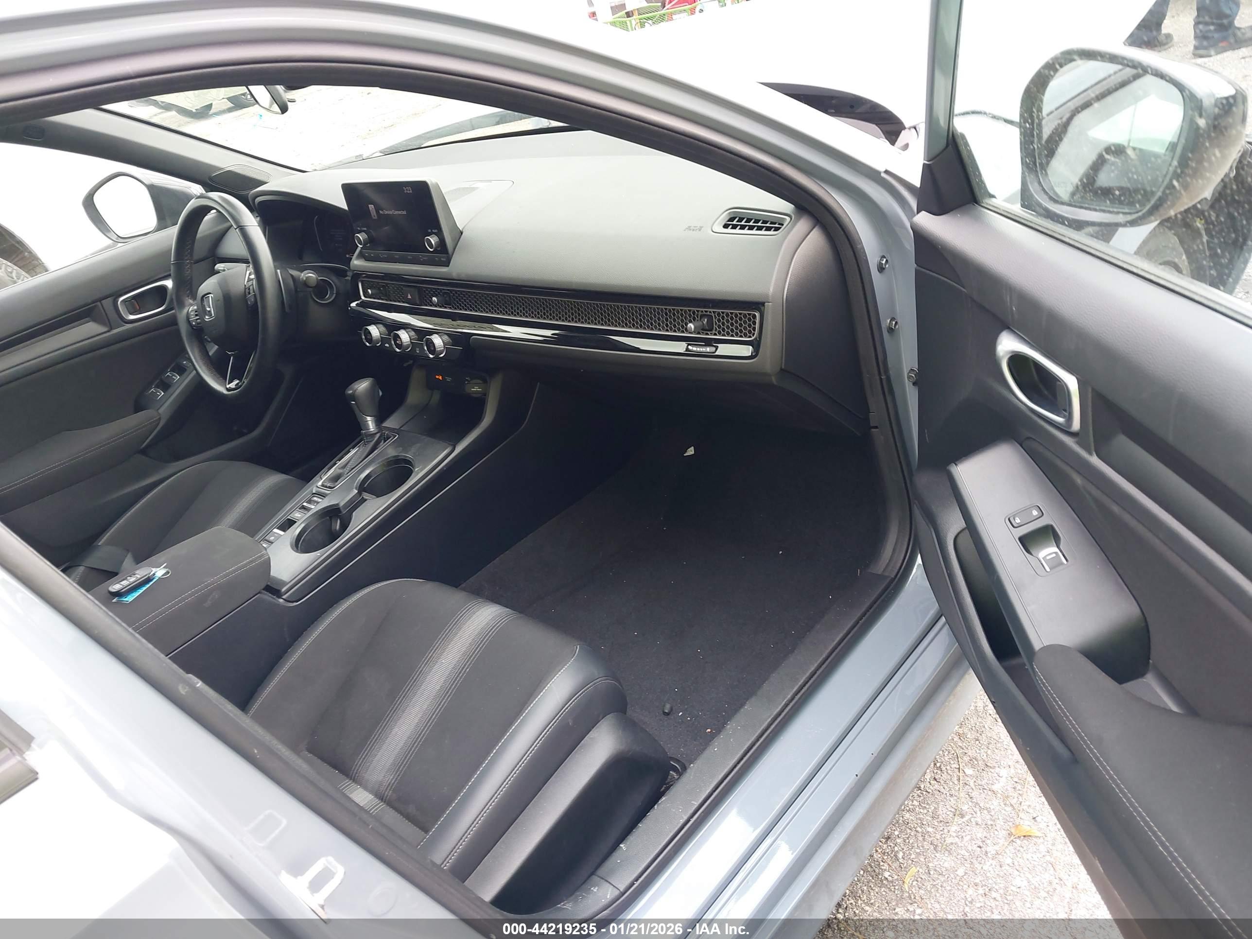 HONDA CIVIC image 5