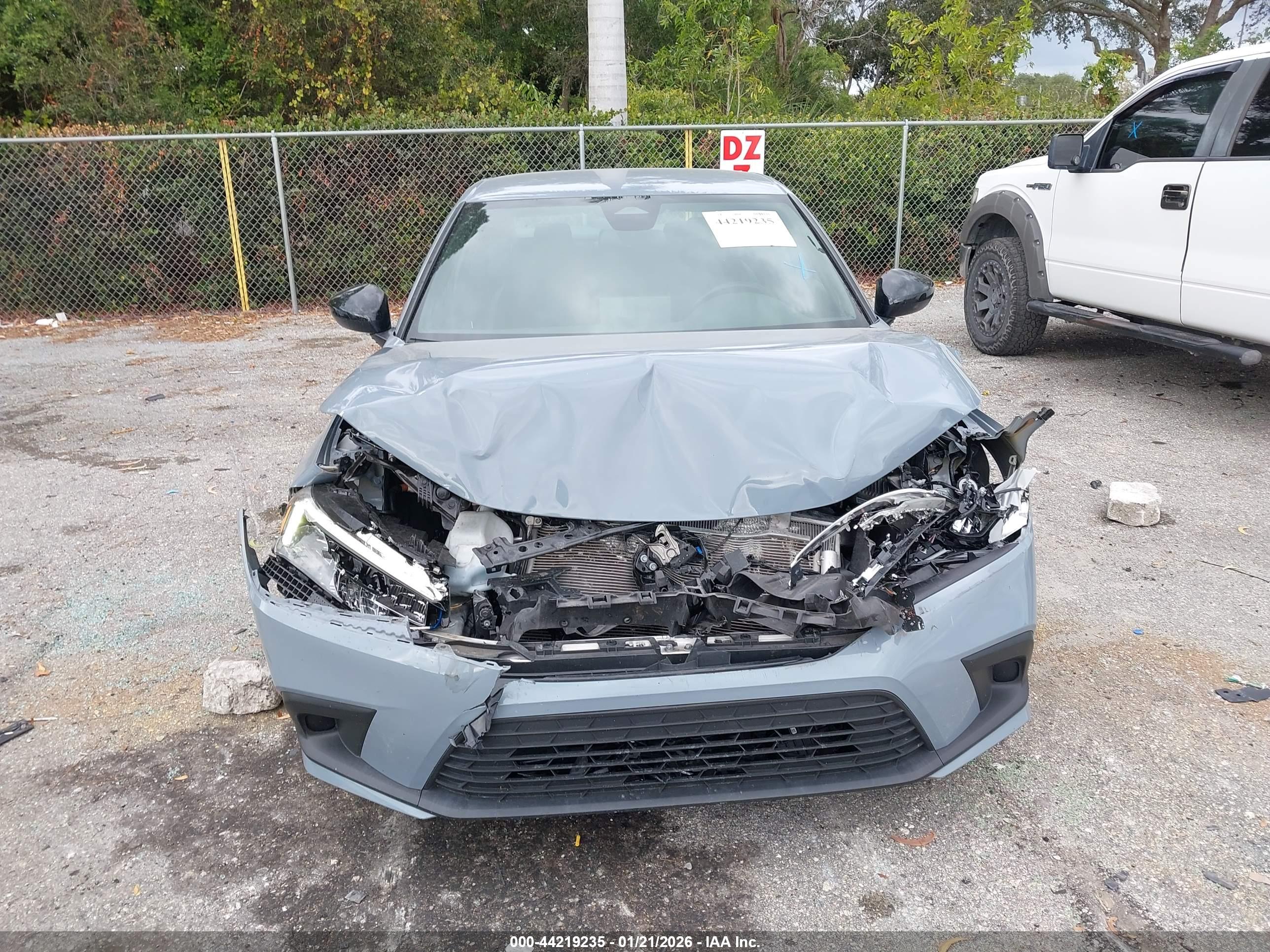 HONDA CIVIC image 6