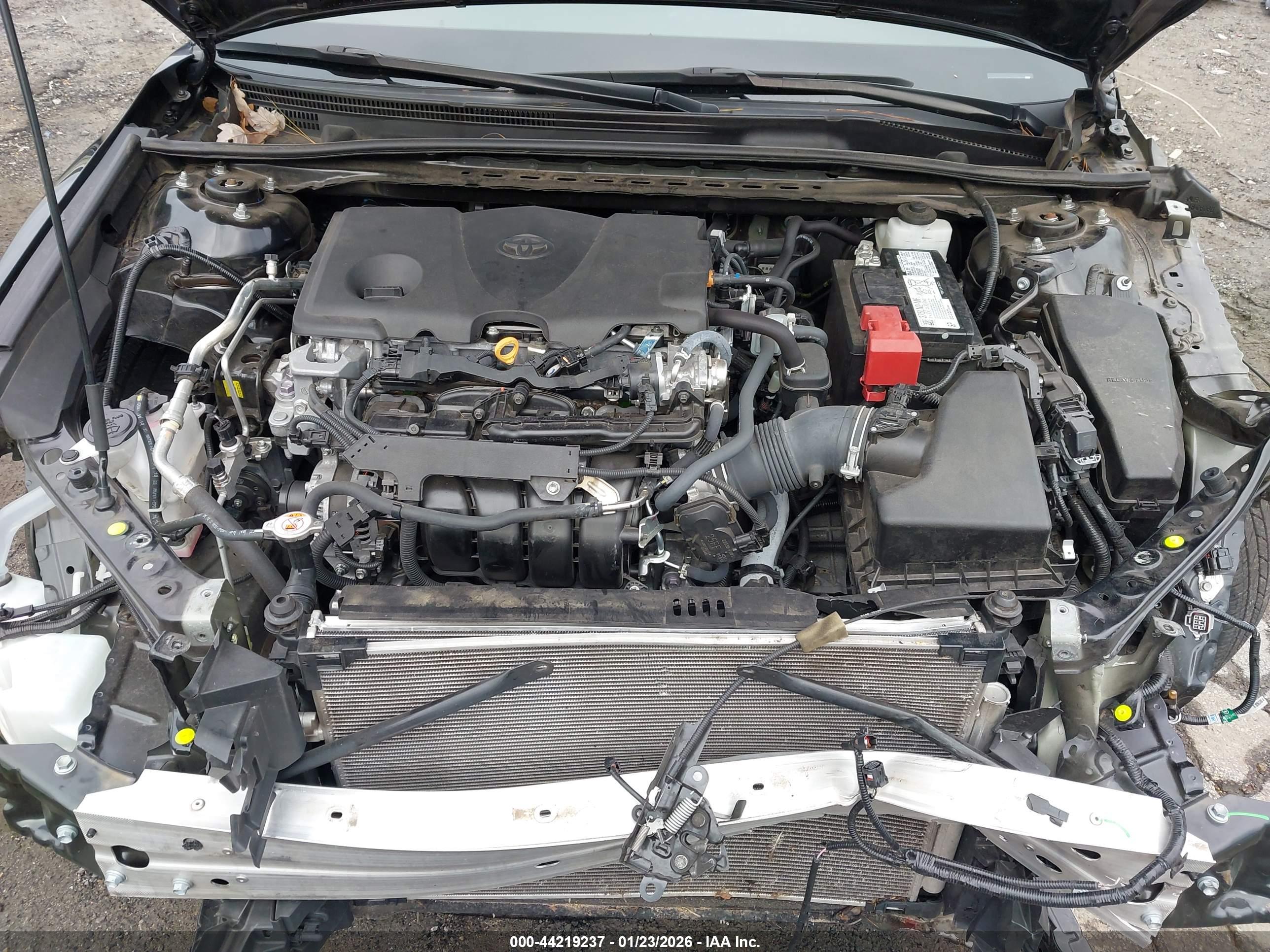 TOYOTA CAMRY image 10