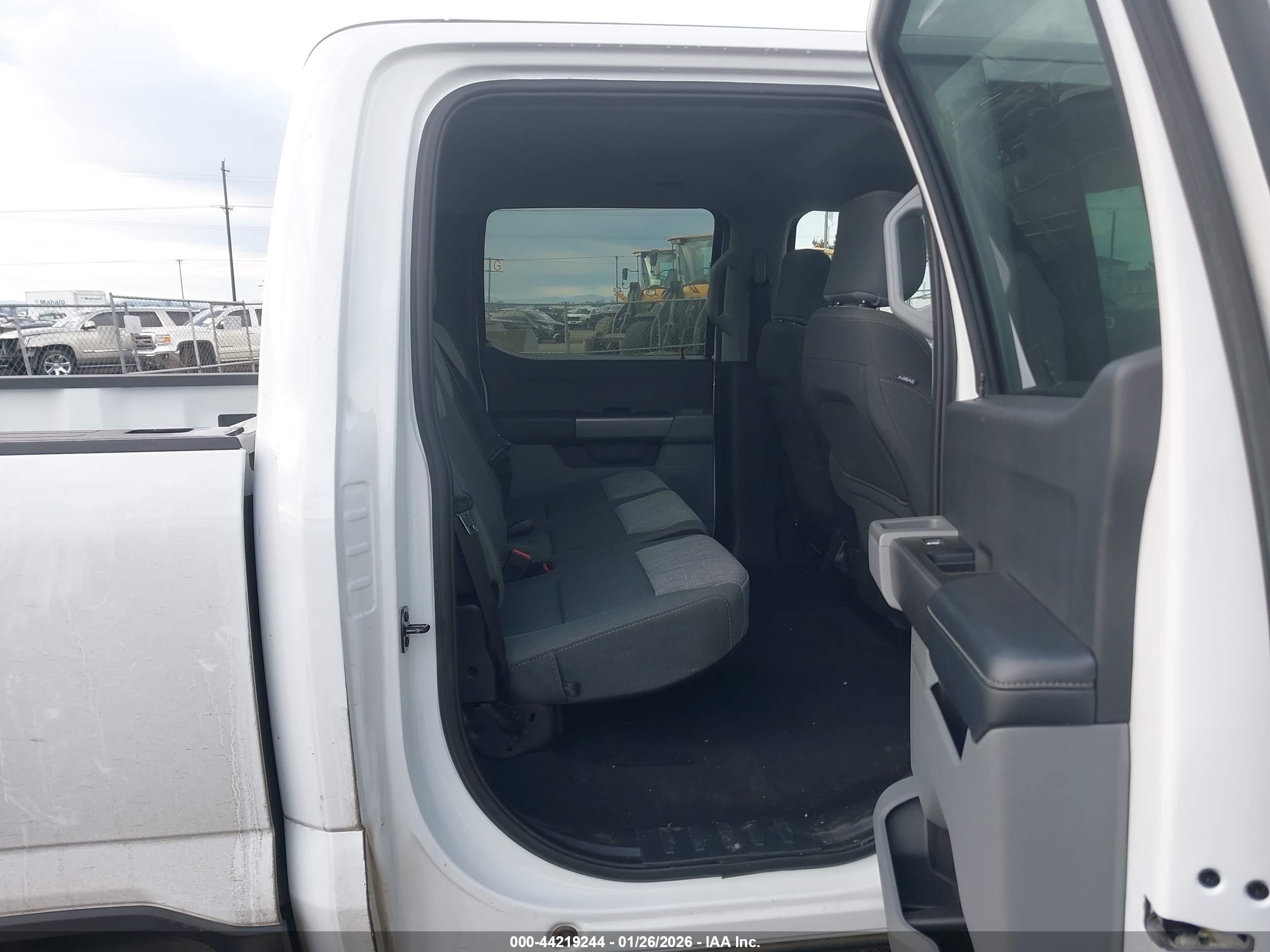 FORD F-250 image 8