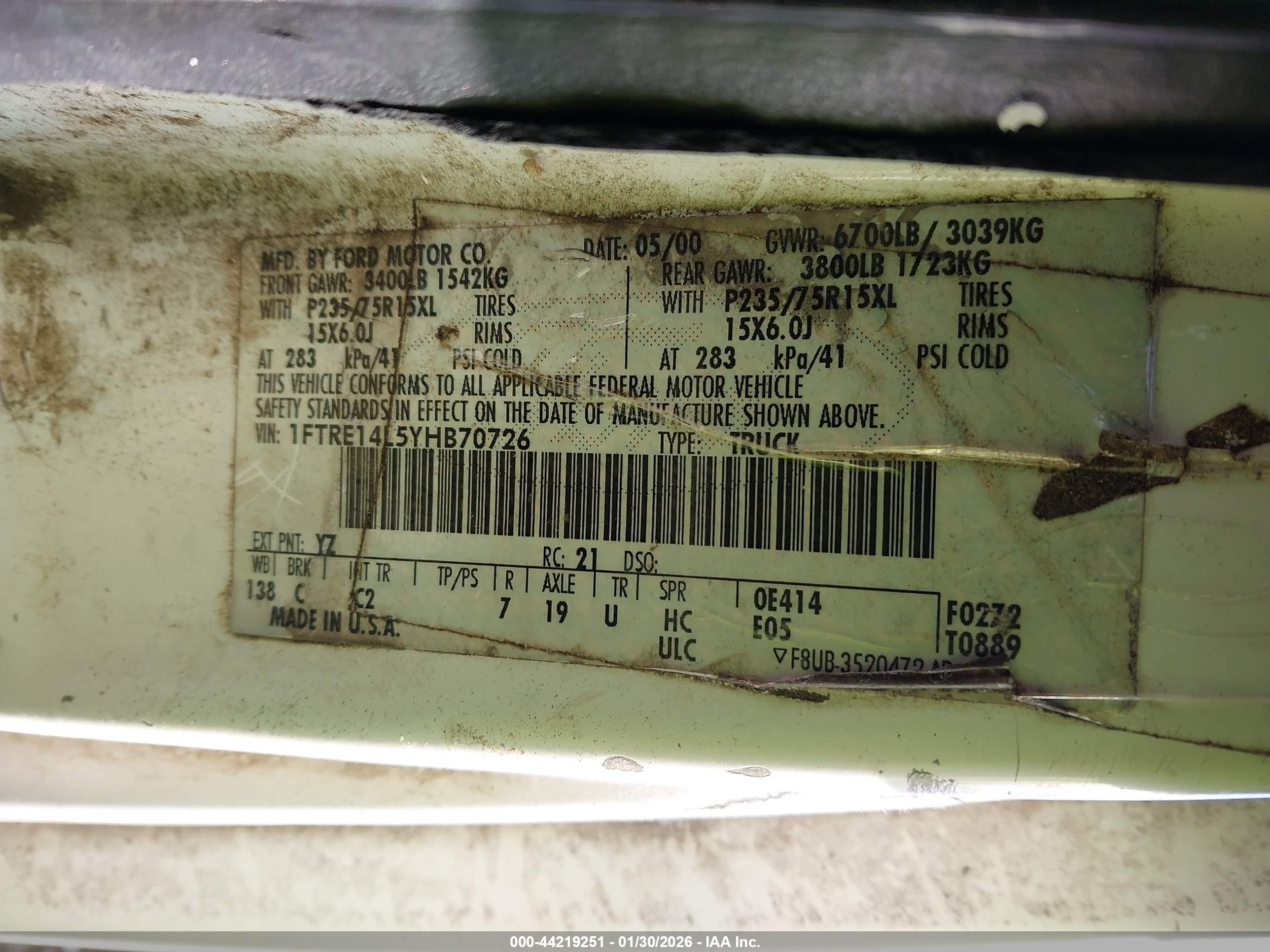 FORD E-150 image 9