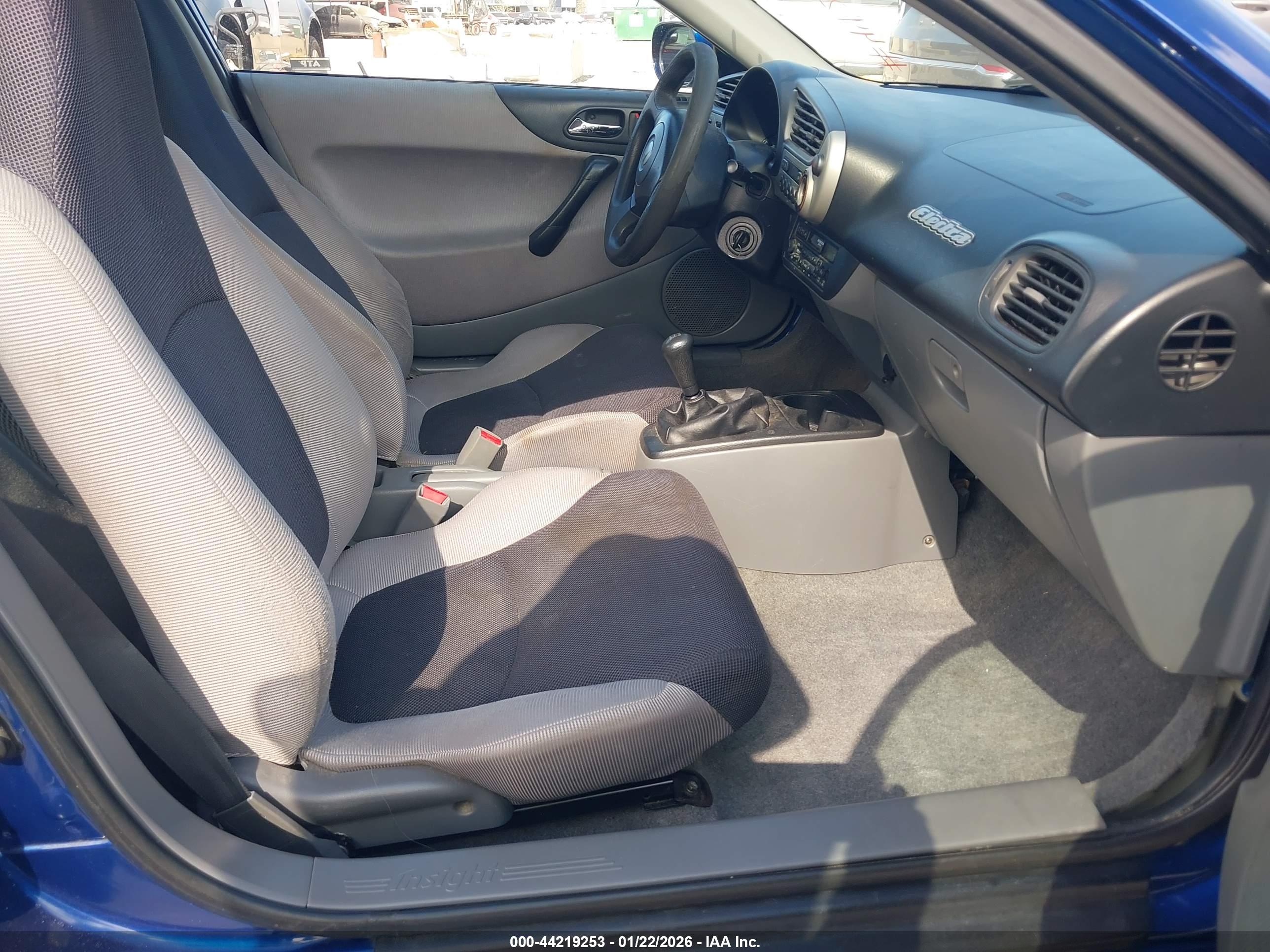 HONDA INSIGHT image 5