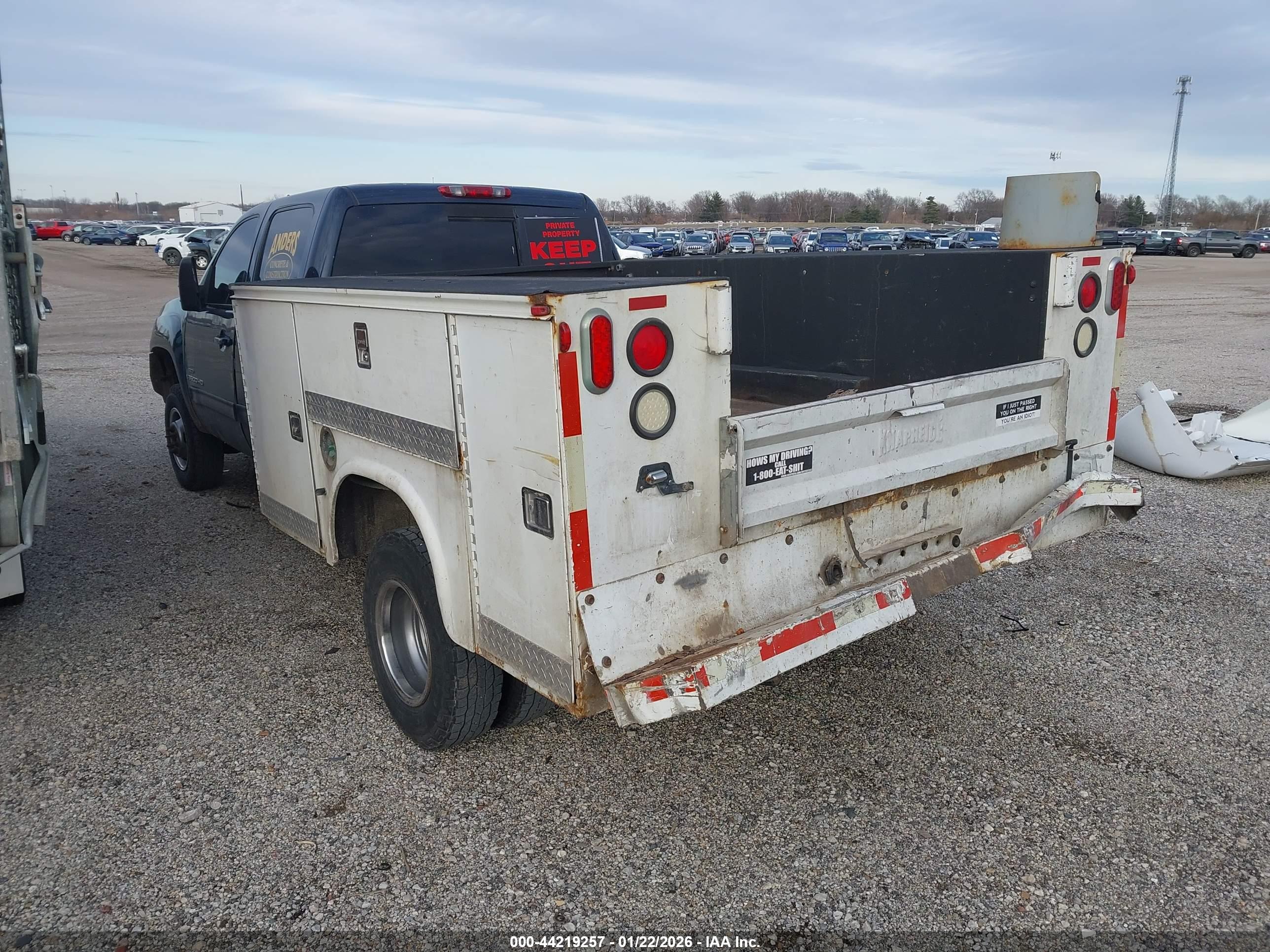 GMC SIERRA image 3