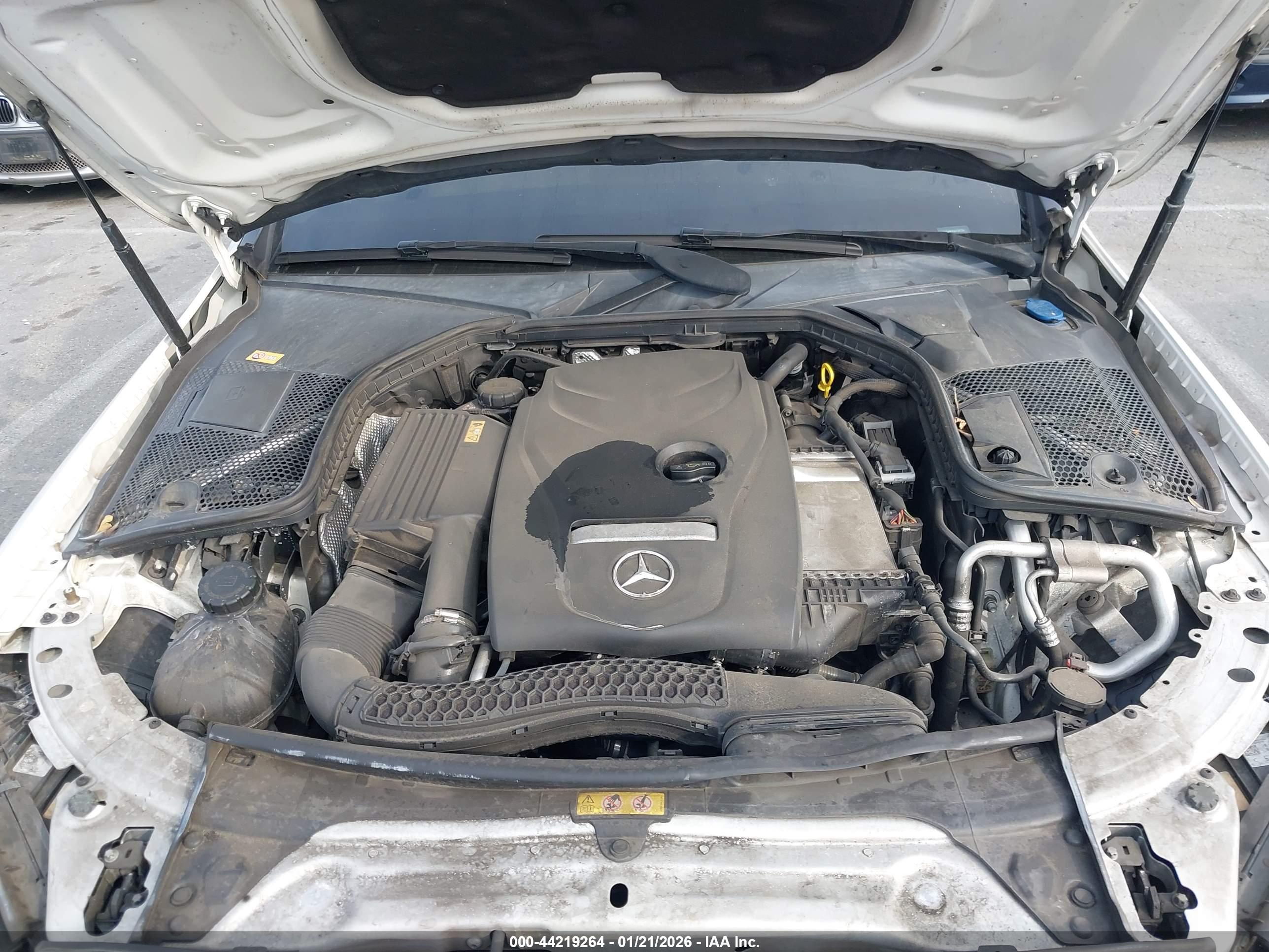 MERCEDES-BENZ C image 10