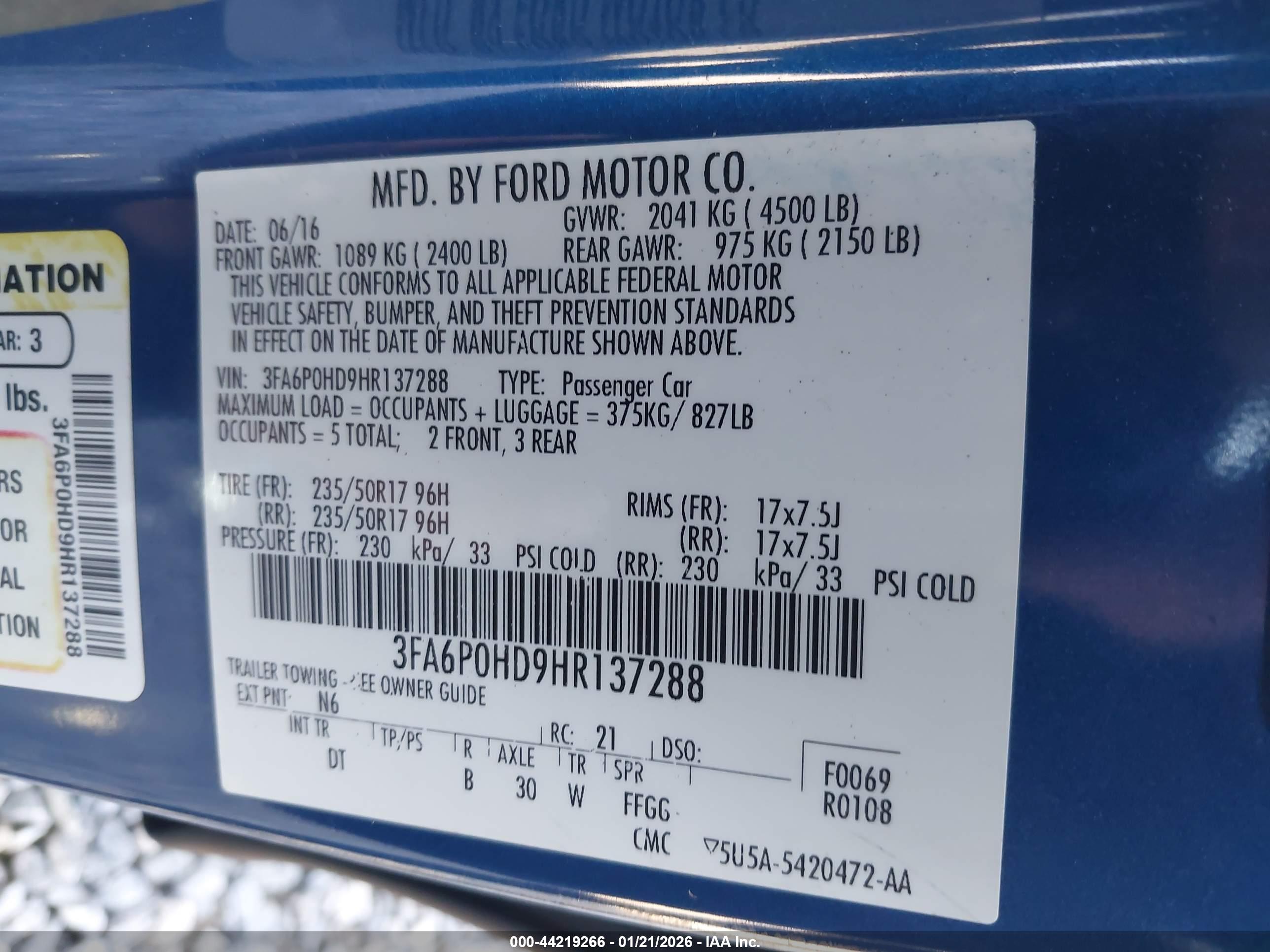 FORD FUSION image 9