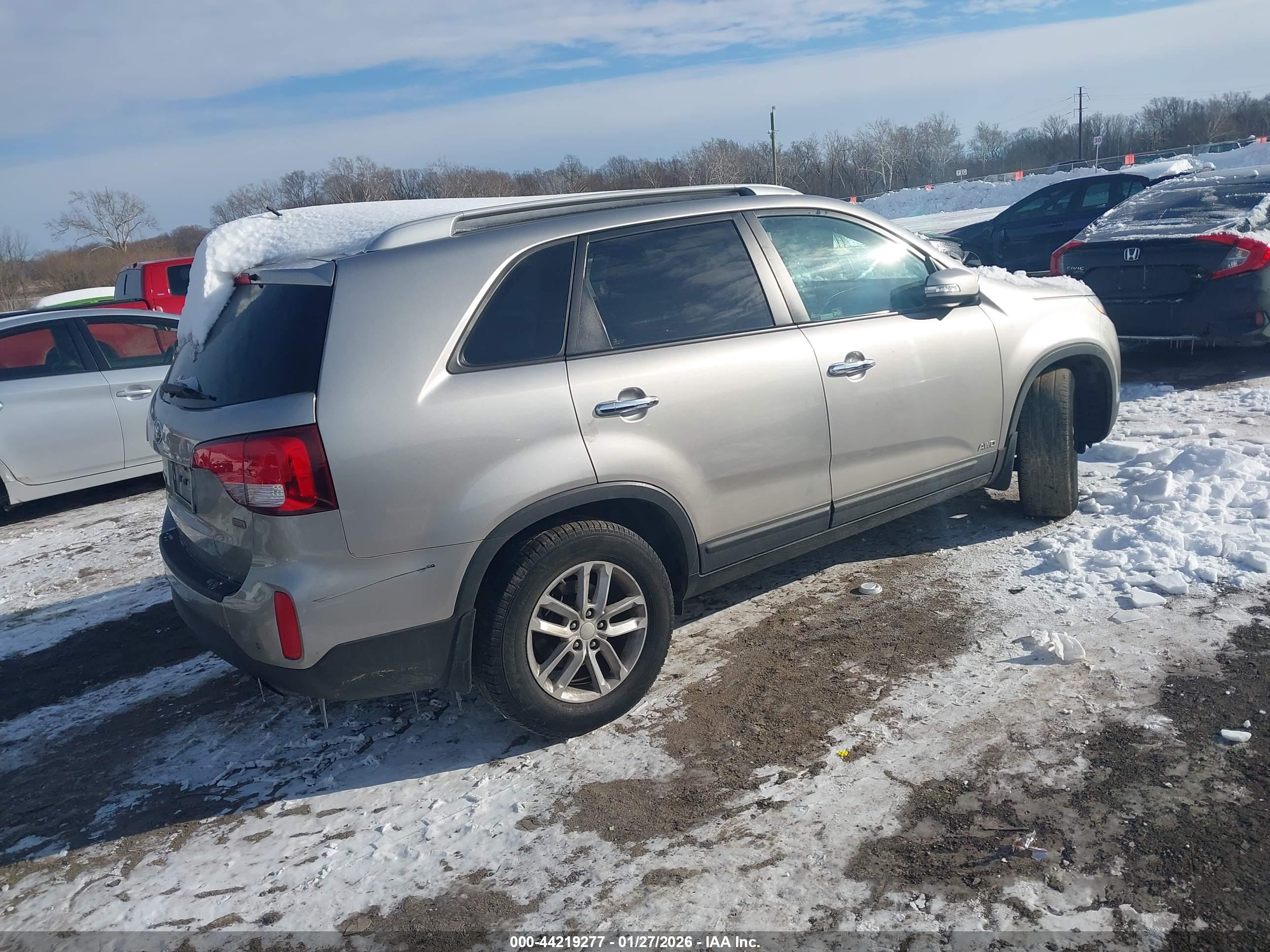 KIA SORENTO image 4