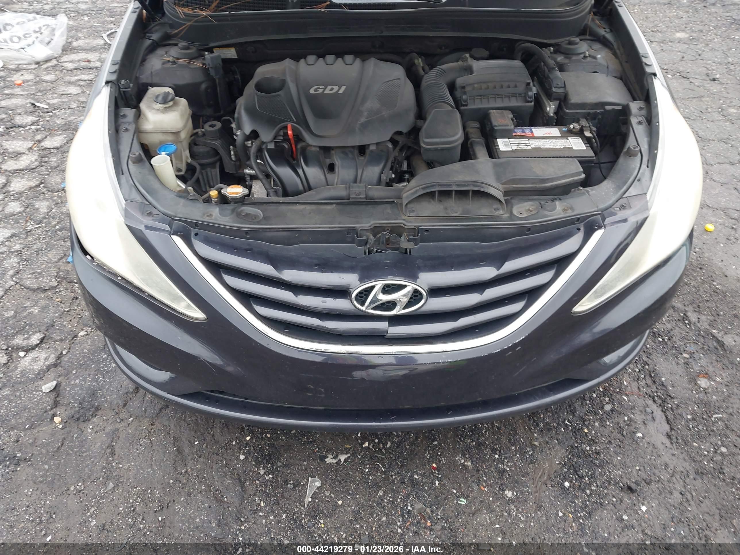HYUNDAI SONATA image 10