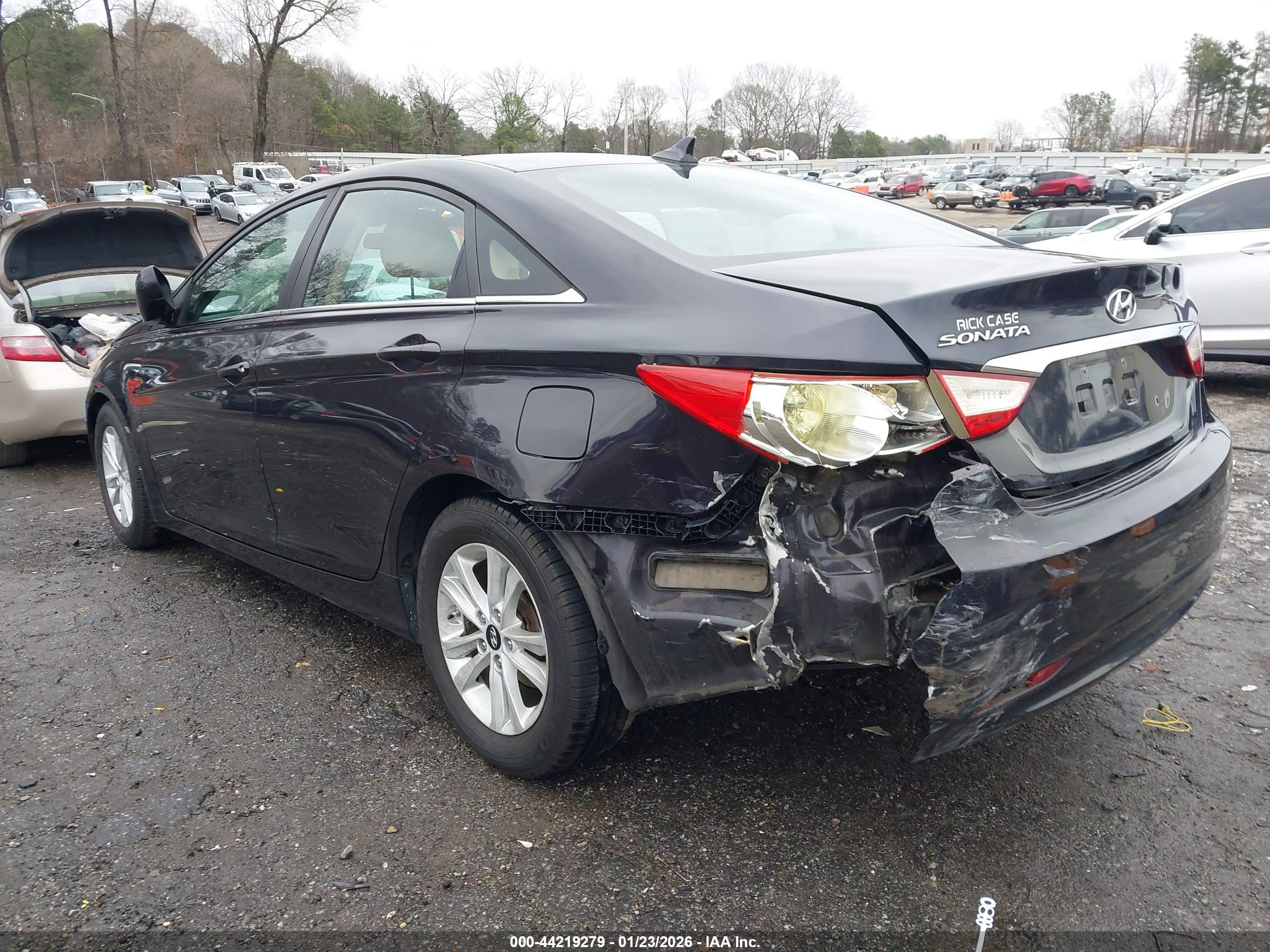 HYUNDAI SONATA image 6