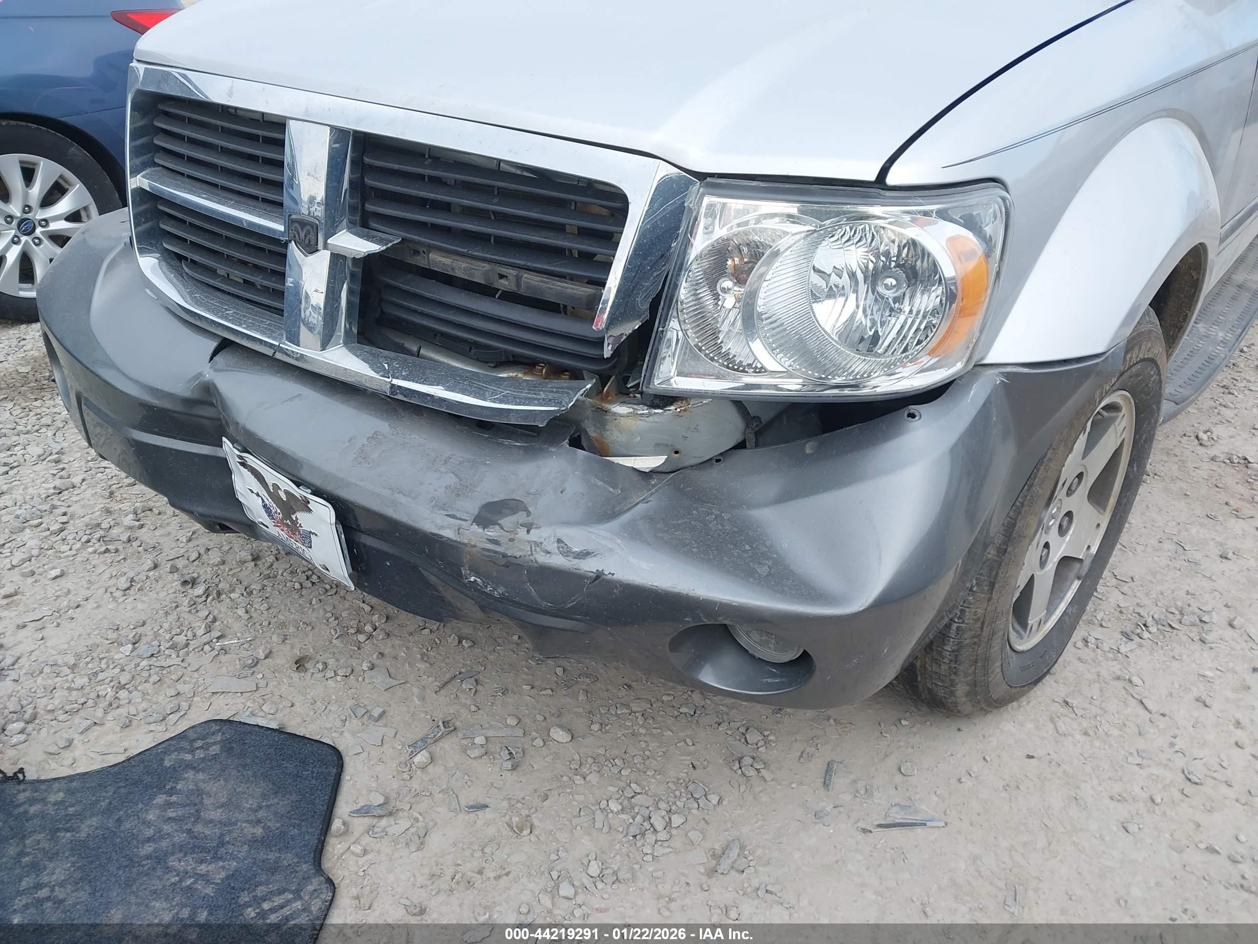 DODGE DURANGO image 6