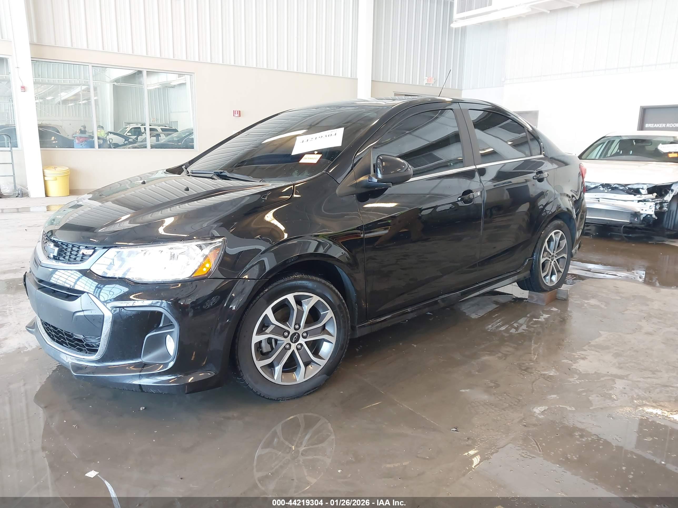 CHEVROLET SONIC image 2