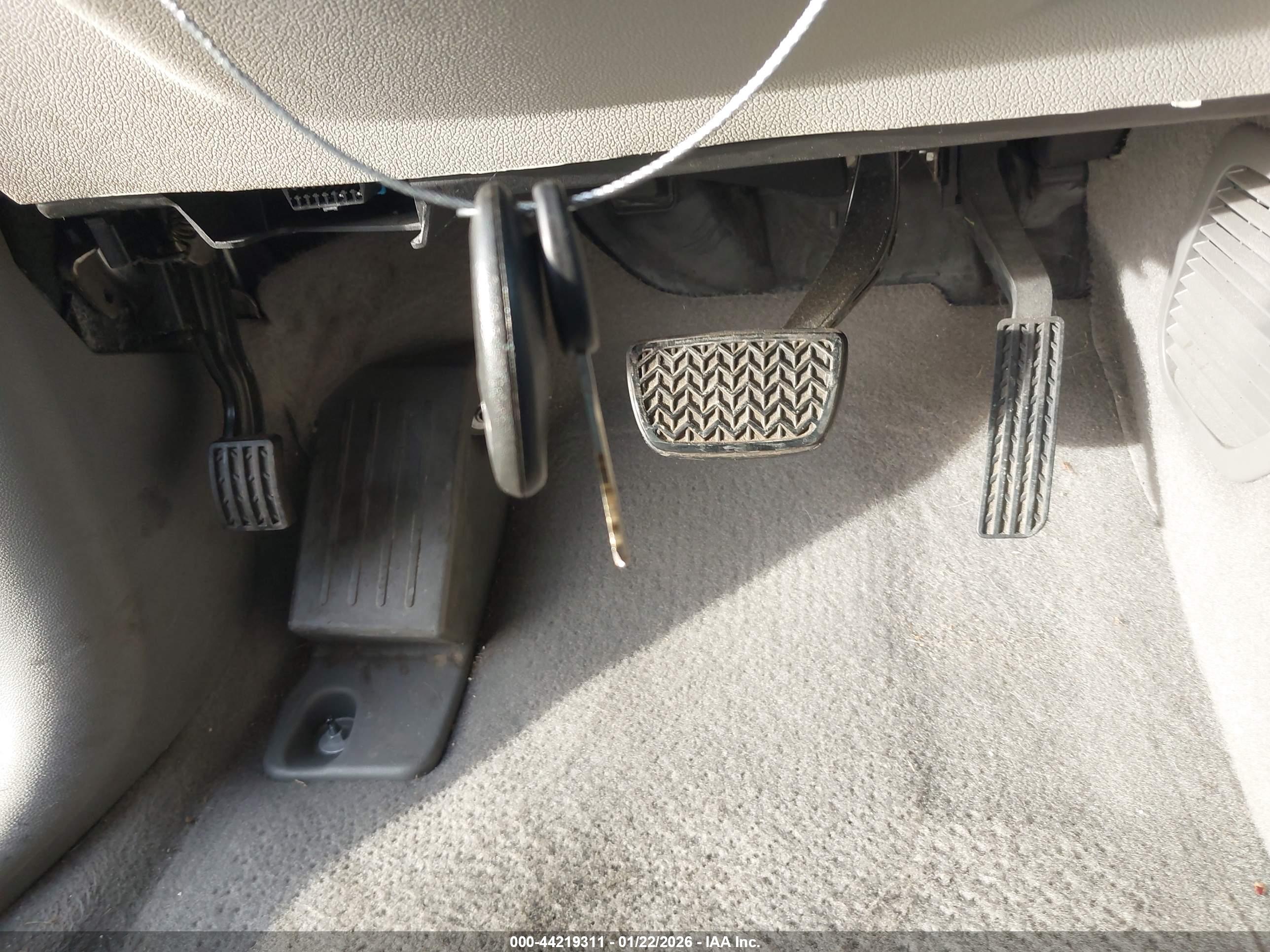 GMC ACADIA image 11