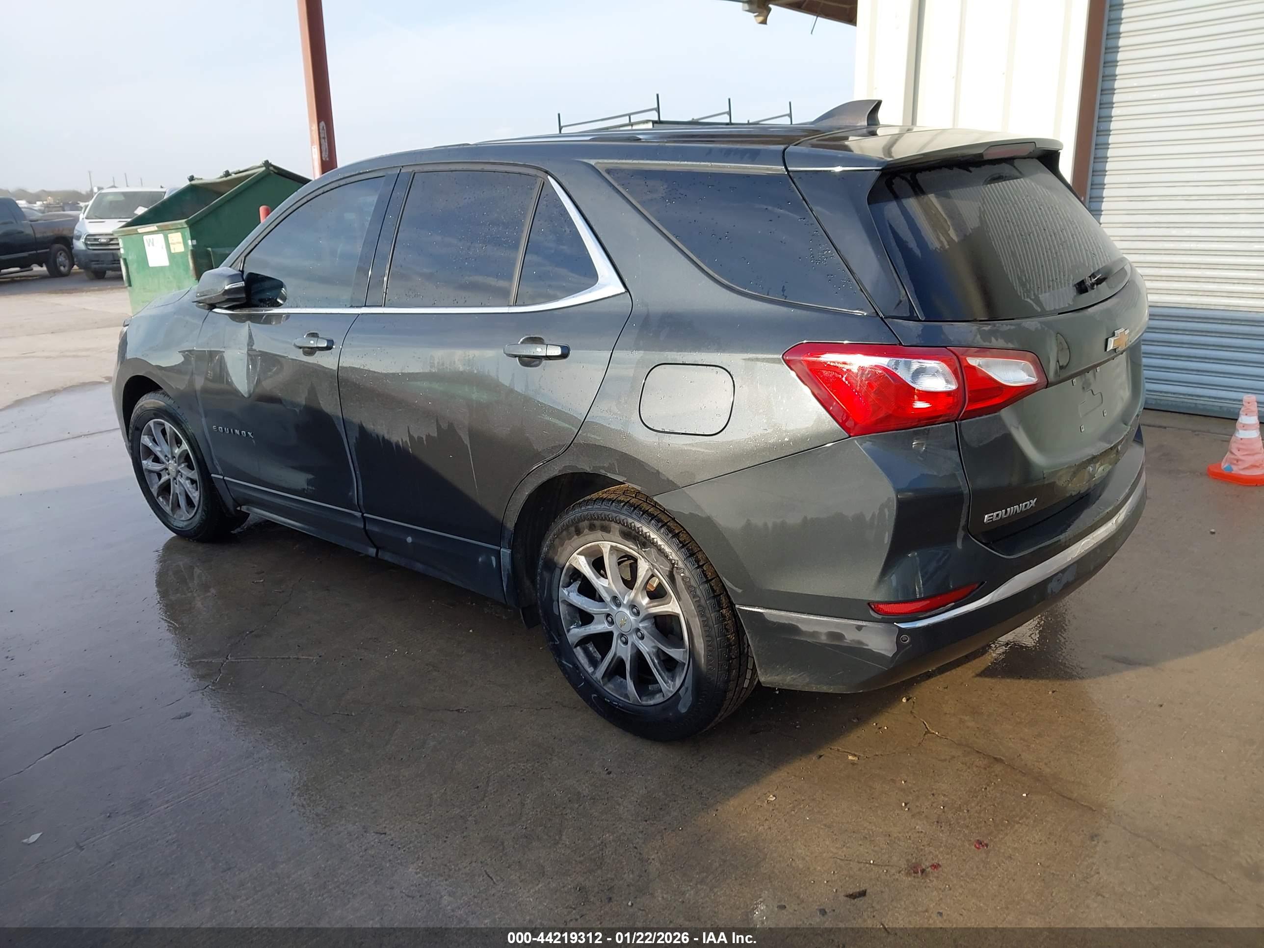 CHEVROLET EQUINOX image 3