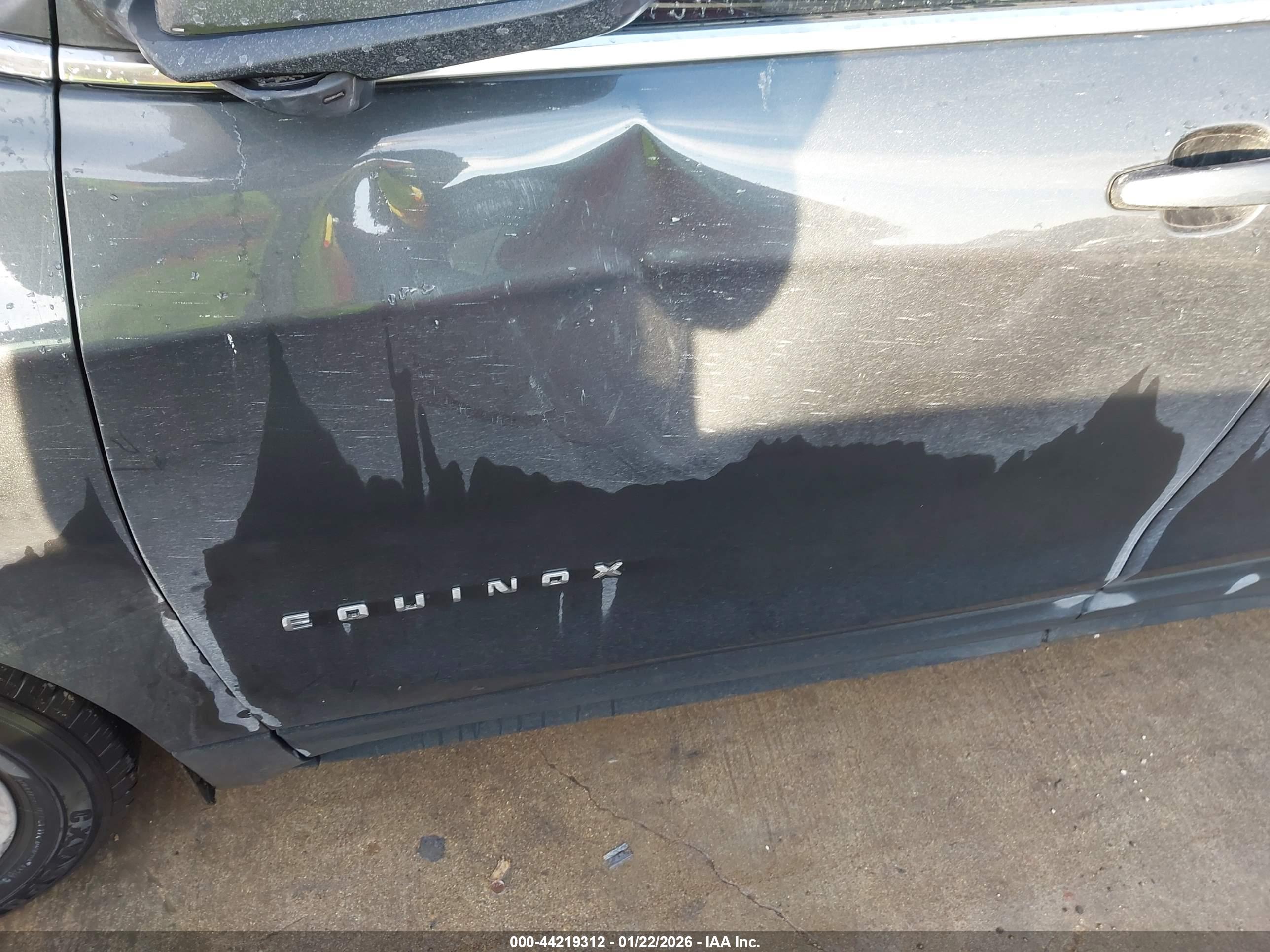 CHEVROLET EQUINOX image 6