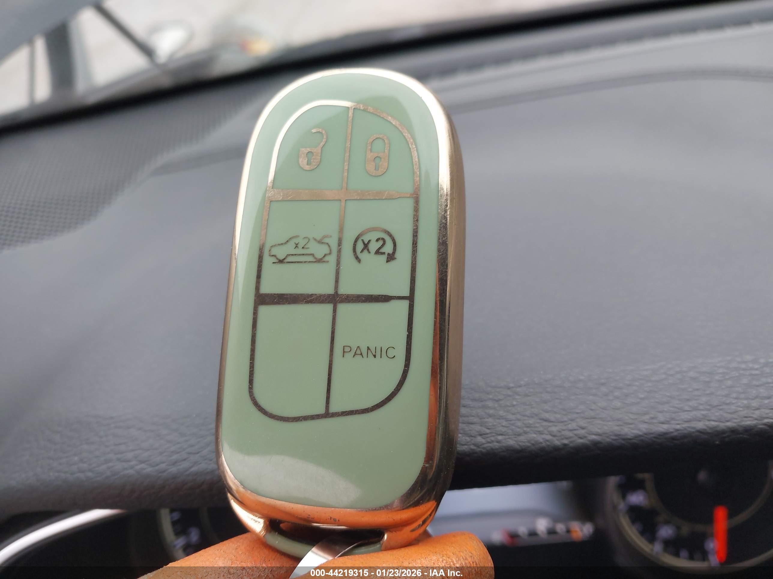 JEEP CHEROKEE image 11