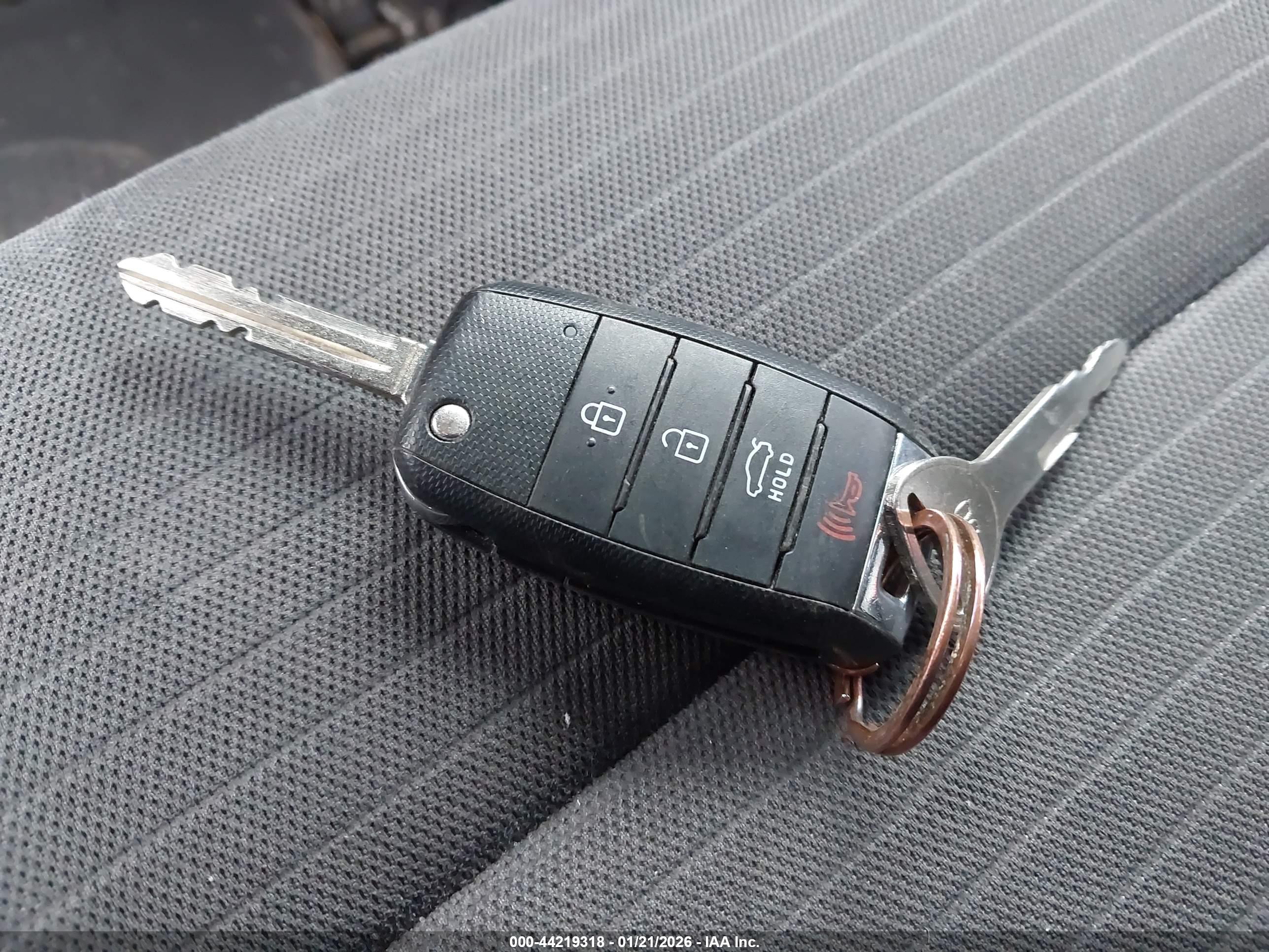KIA FORTE image 11