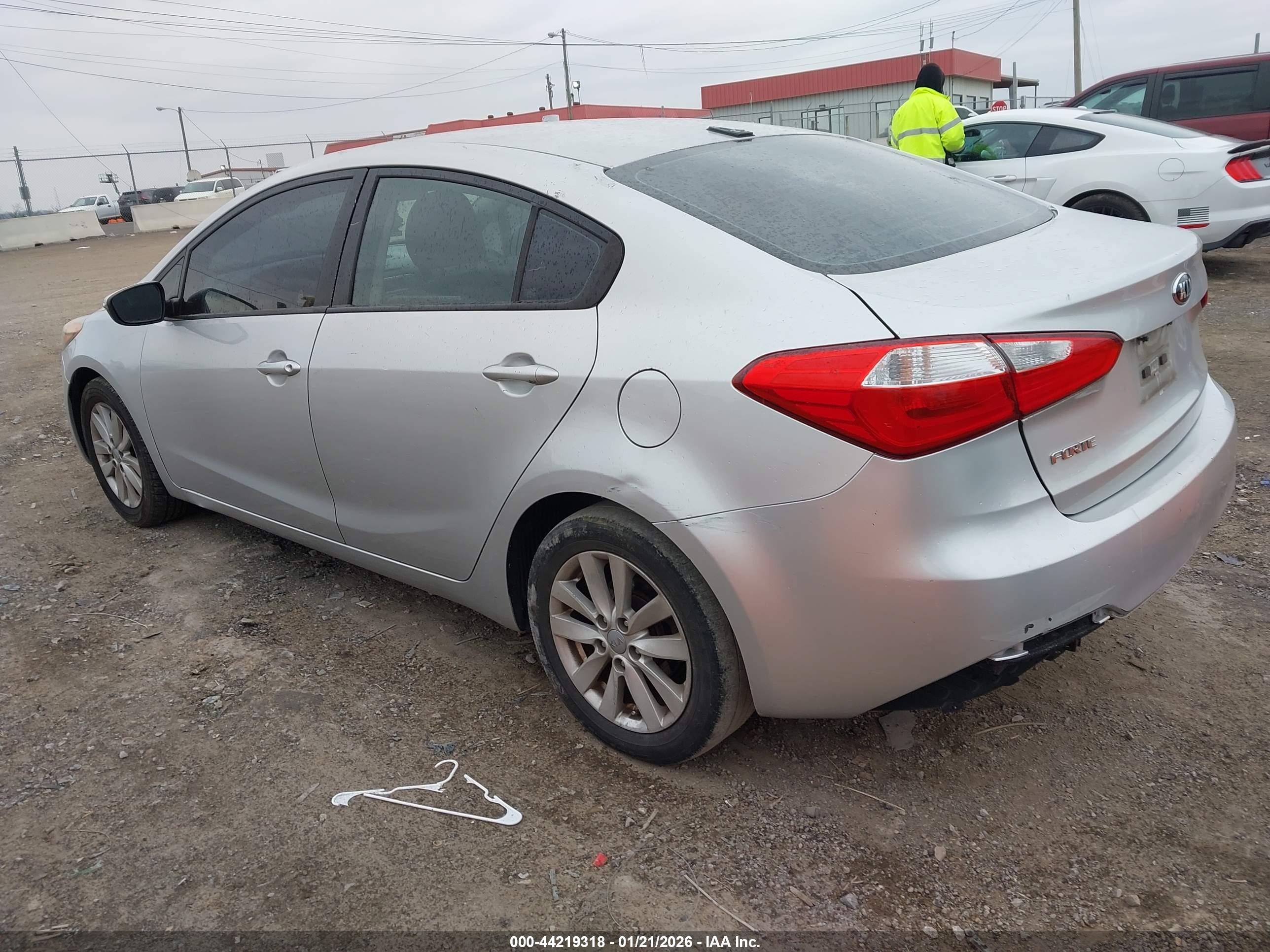 KIA FORTE image 3