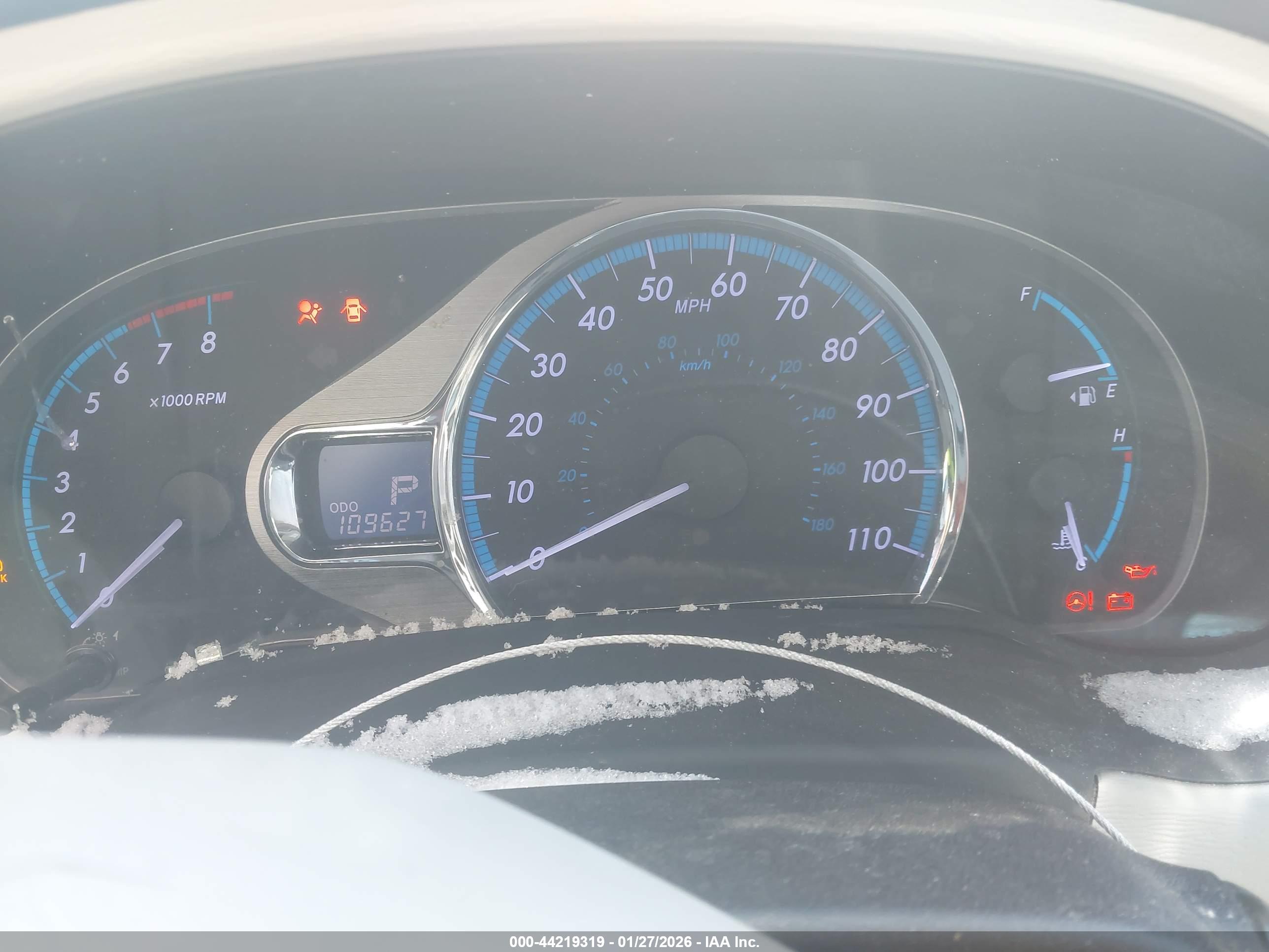 TOYOTA SIENNA image 7