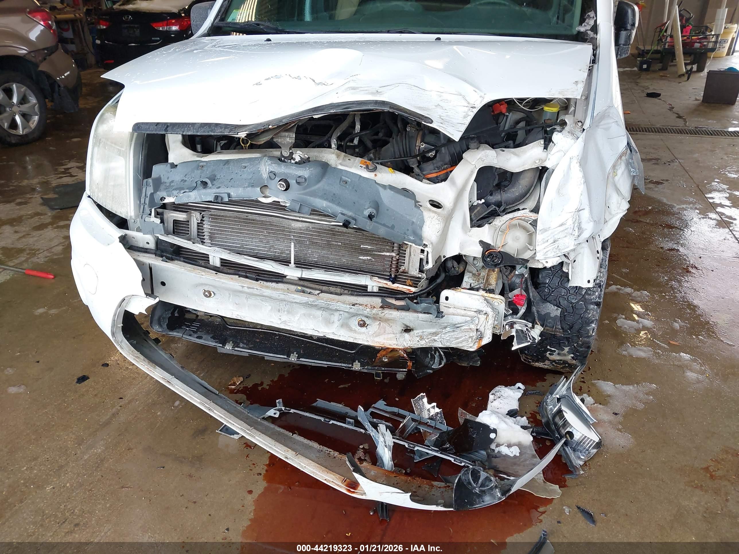 FORD TRANSIT image 6