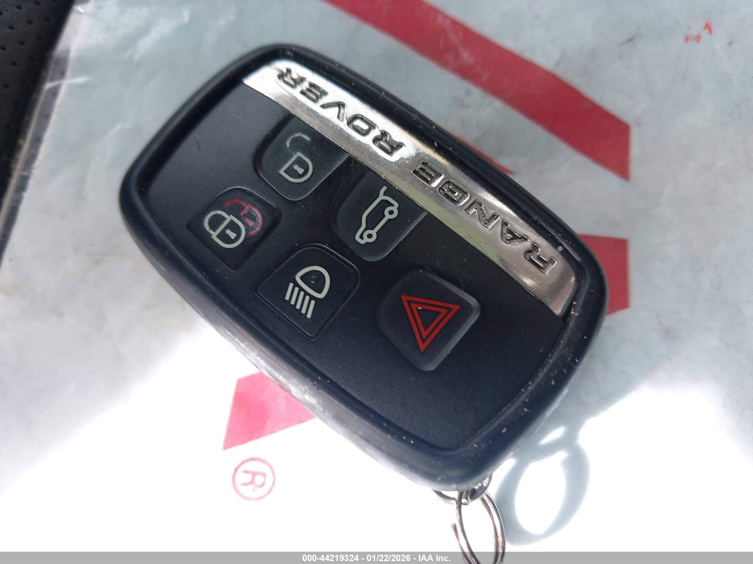 LAND ROVER image 11