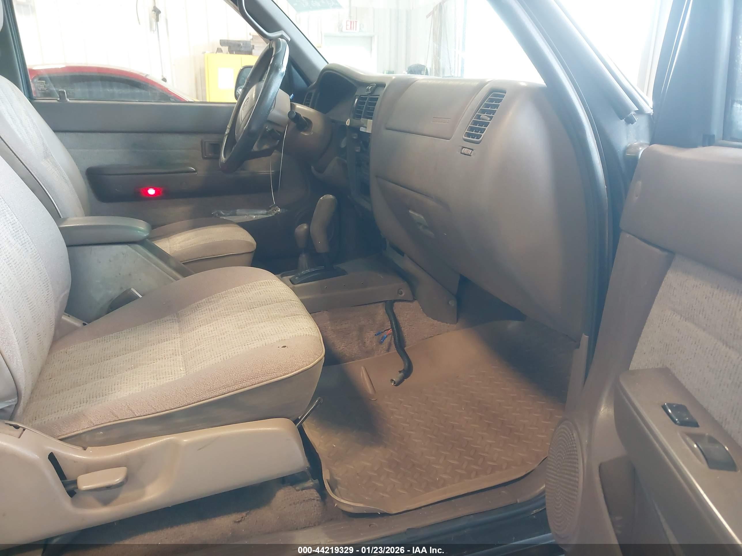 TOYOTA TACOMA image 5
